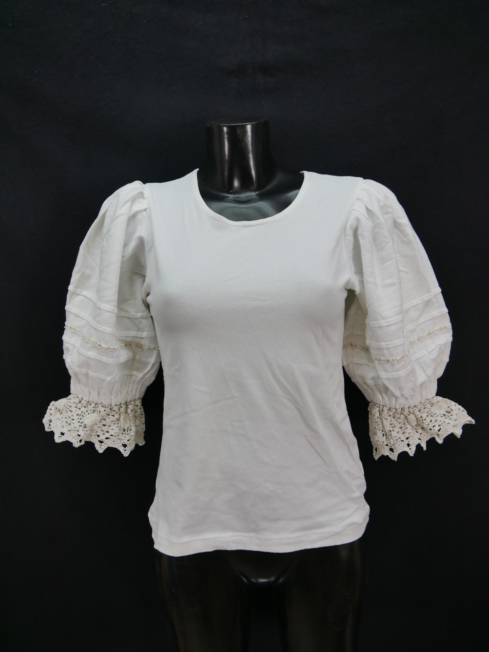 Size 36 traditional blouse Distler white cotton stretch with lace great ...