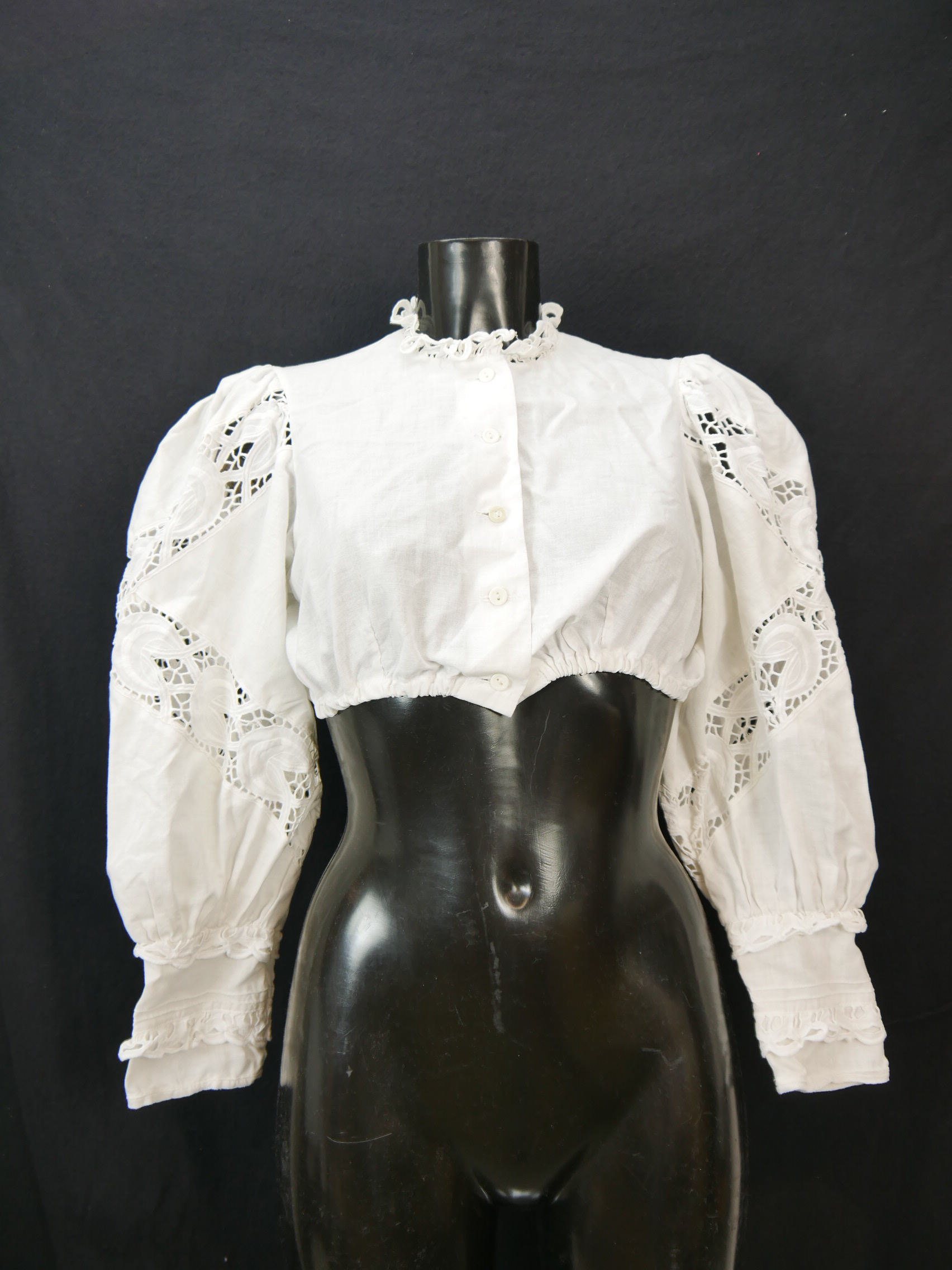 Size 42 Trachten blouse white Blouse cotton with lace TB7150 - Trachtenecke