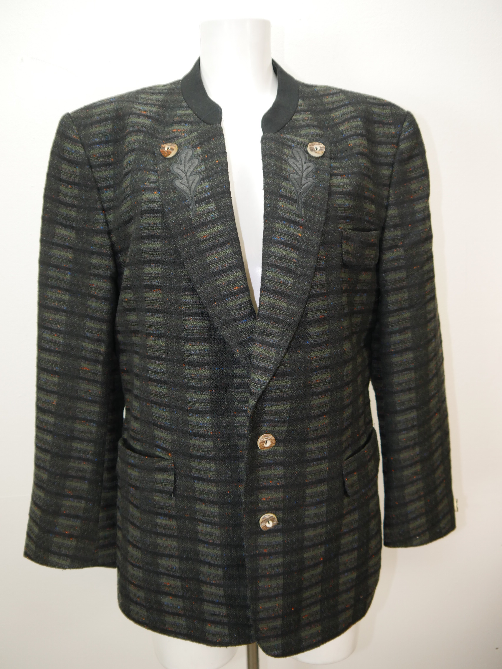 Julius Lang traditional jacket as good as new individual Eichenlaub ...