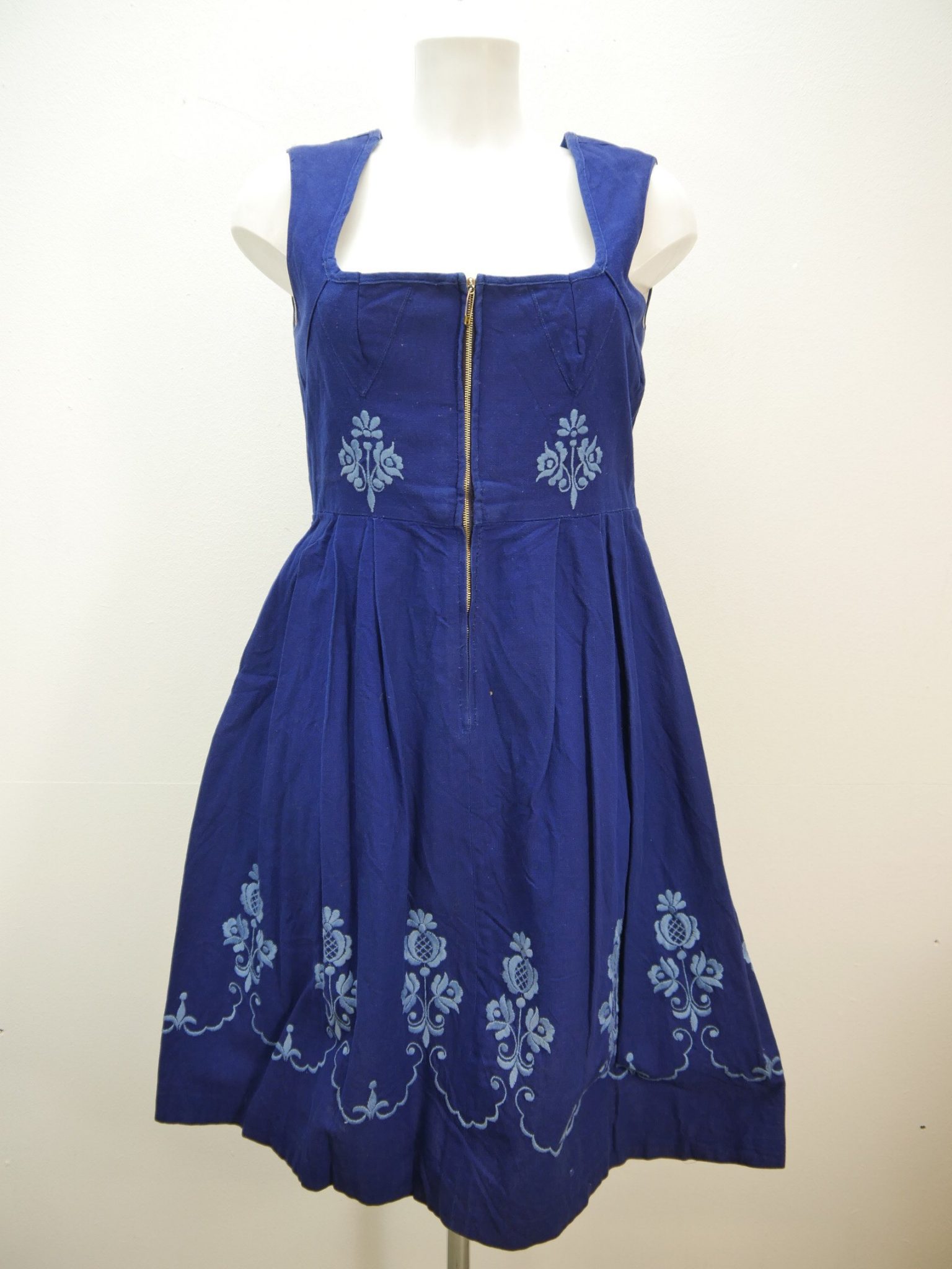 dirndl without apron