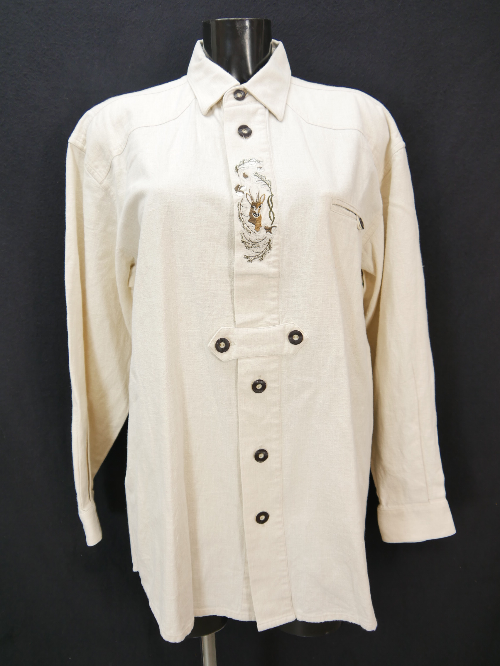 Gr.L Trachtenhemd beige Leinen Baumwolle mit Hirschmotiv herrliches Hemd TH2304