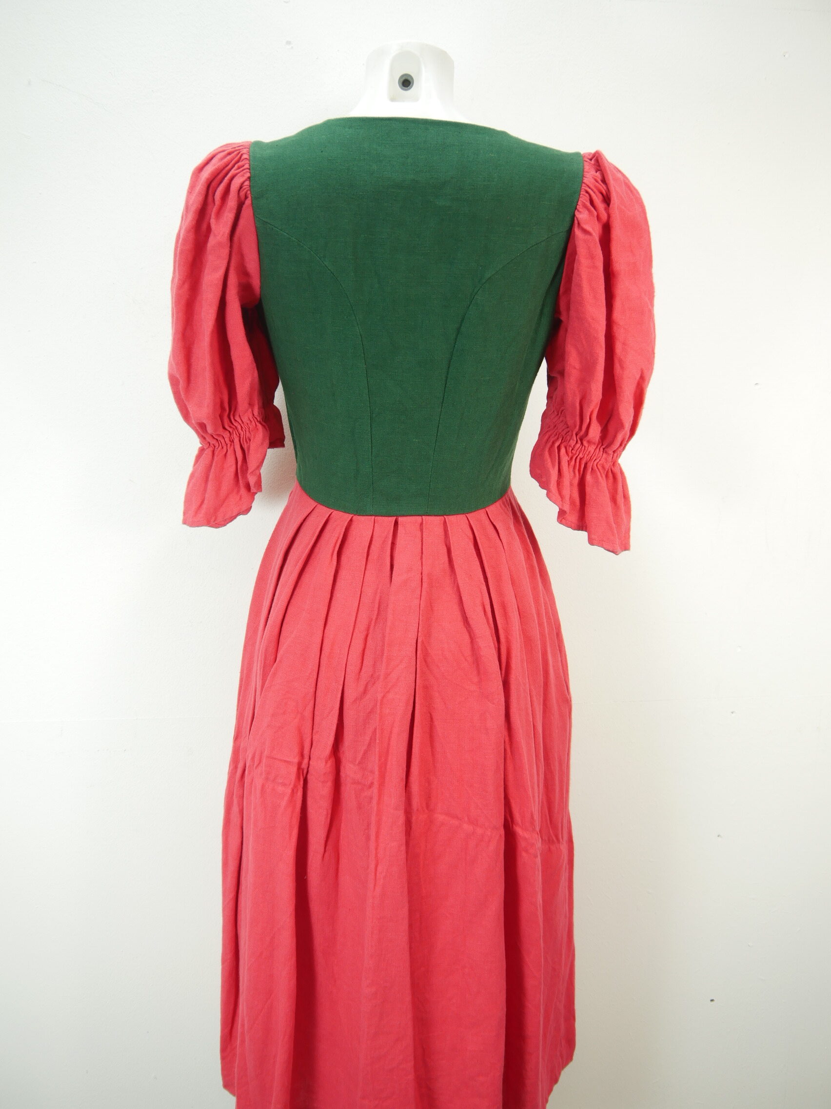 Sportalm Kitzbühel grün rot phantastisches Landhaus Trachtenkleid Kleid