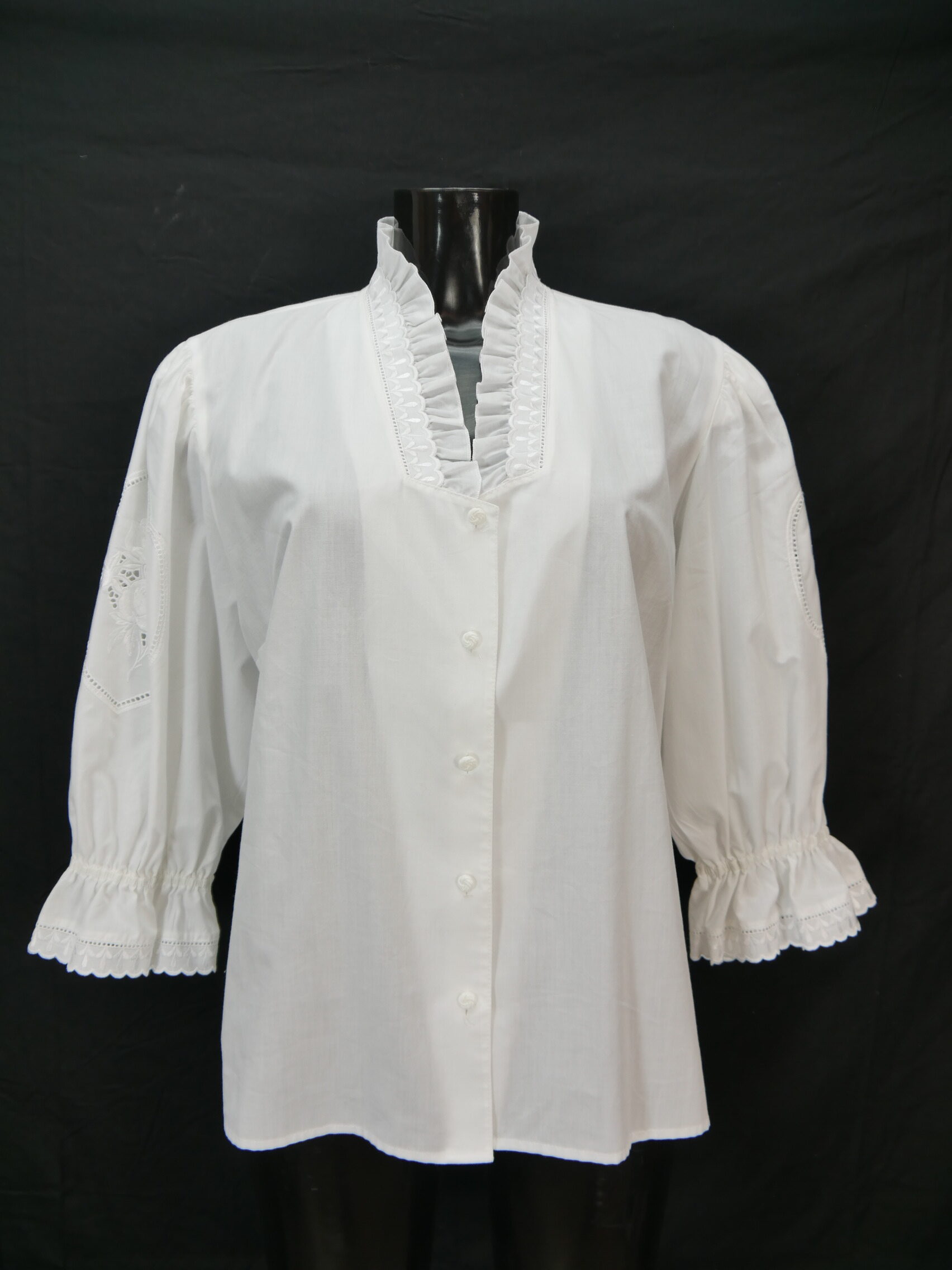 Size 44 traditional blouse white blouse for dirndl Sixth Sense ...