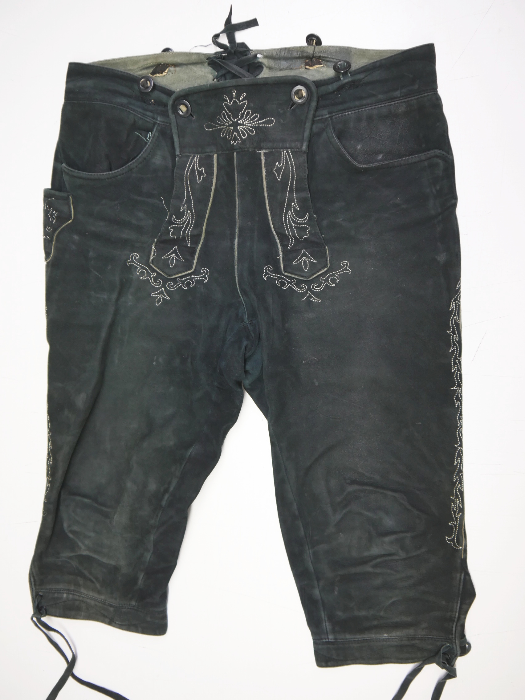 80/90er Vintage leichte Lederhose mit Stickerei schöne Kniebund schwarz Gr.50