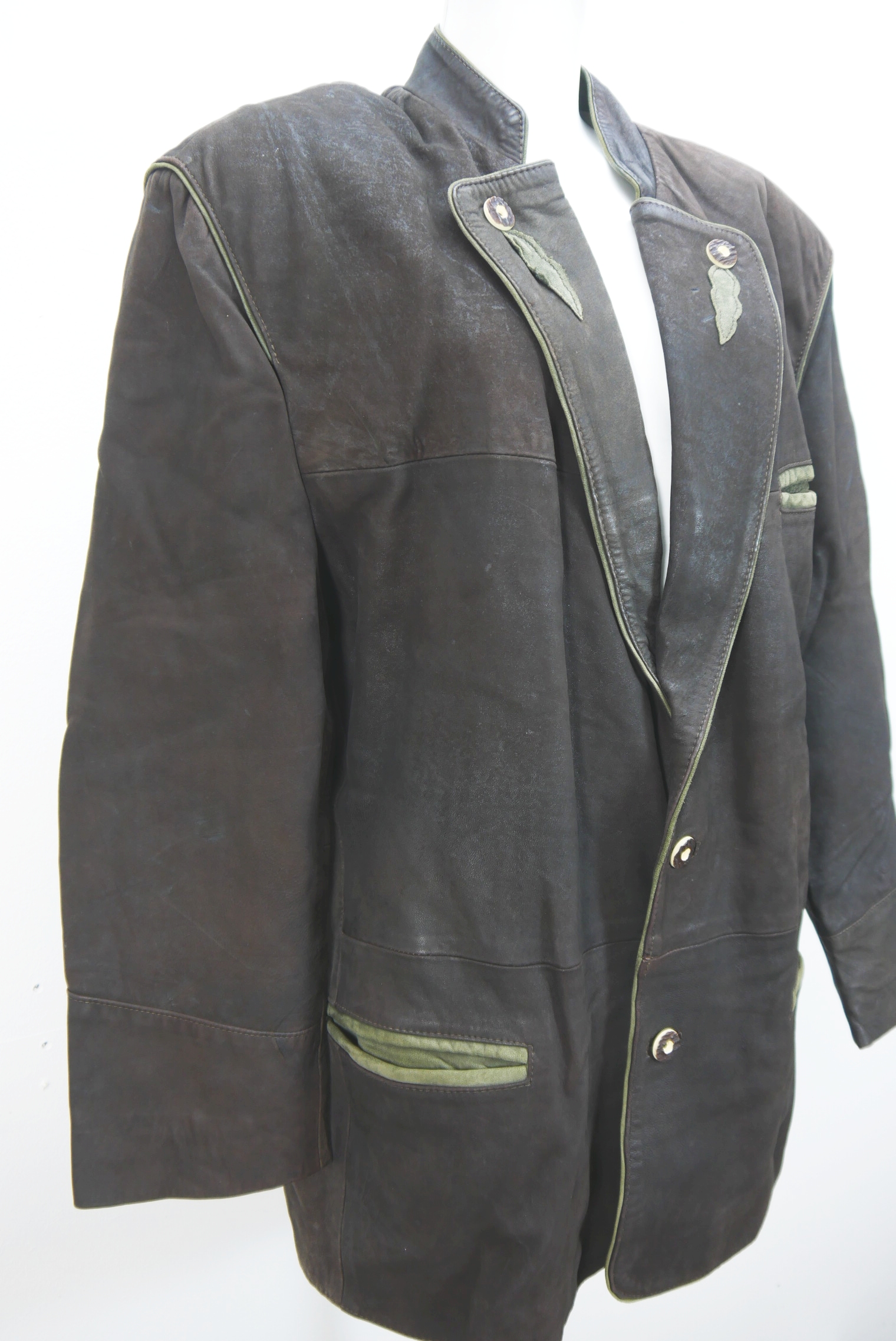 janker-lederjacke-vintage-second-hand-gebraucht-nappa-glattleder-velourleder-schaf-lamm-und-hirschleder-trachtenjacke-joppe-laessig-hochwertig-hele026-21