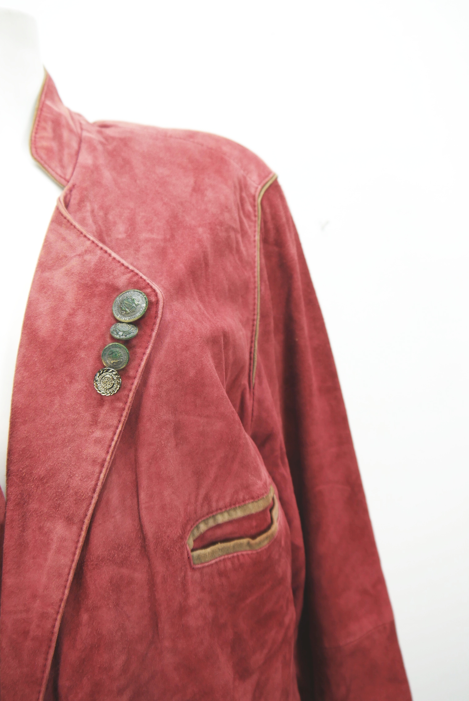 janker-lederjacke-vintage-second-hand-gebraucht-nappa-glattleder-velourleder-schaf-lamm-und-hirschleder-trachtenjacke-joppe-laessig-hochwertig-hele026-60