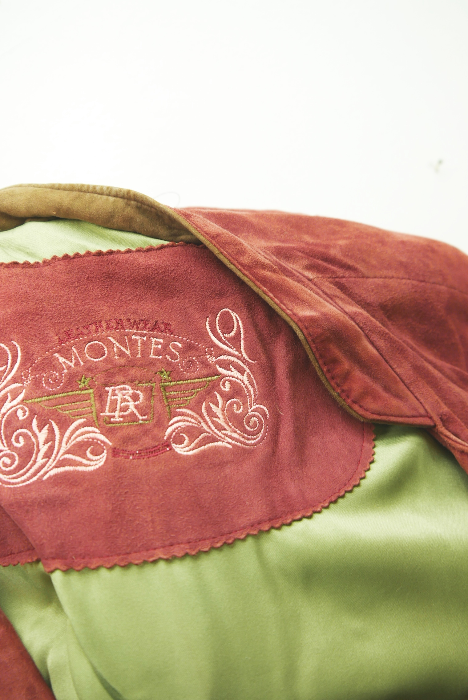 janker-lederjacke-vintage-second-hand-gebraucht-nappa-glattleder-velourleder-schaf-lamm-und-hirschleder-trachtenjacke-joppe-laessig-hochwertig-hele026-65