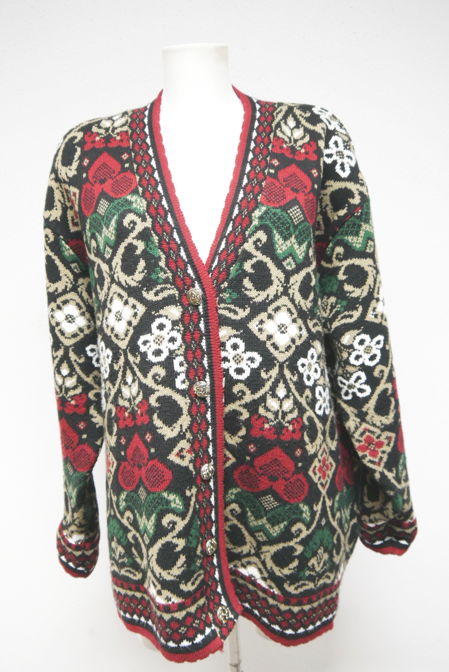 norweger-pullover-gestrickt-jacke-schnallen-norway-sweater-original-vintage-reine-wolle-second-hand-damen-herren-trachten-strickjacke-gebraucht-warm-winter-modisch-zeitlos-nowe041-45