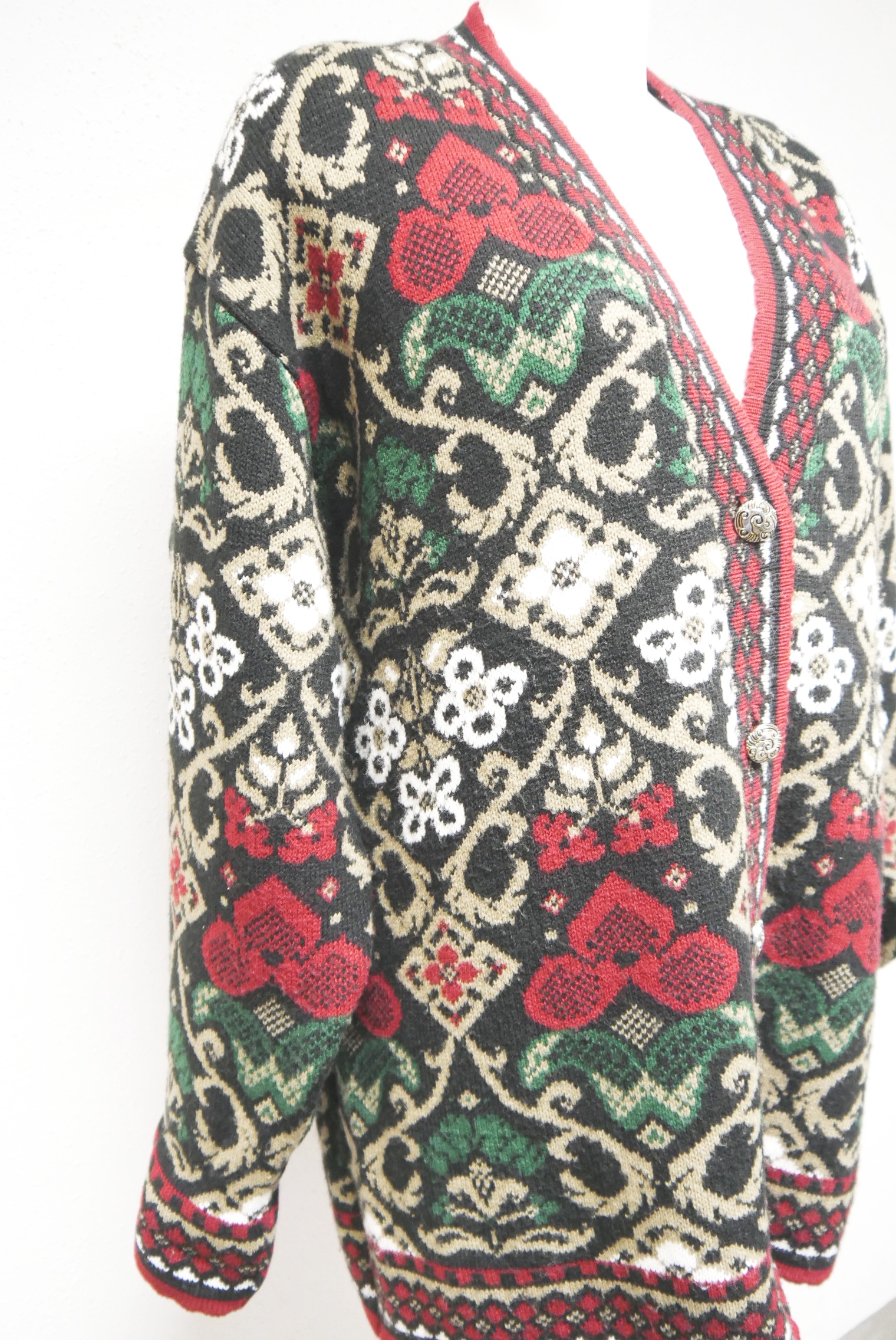 norweger-pullover-gestrickt-jacke-schnallen-norway-sweater-original-vintage-reine-wolle-second-hand-damen-herren-trachten-strickjacke-gebraucht-warm-winter-modisch-zeitlos-nowe041-47