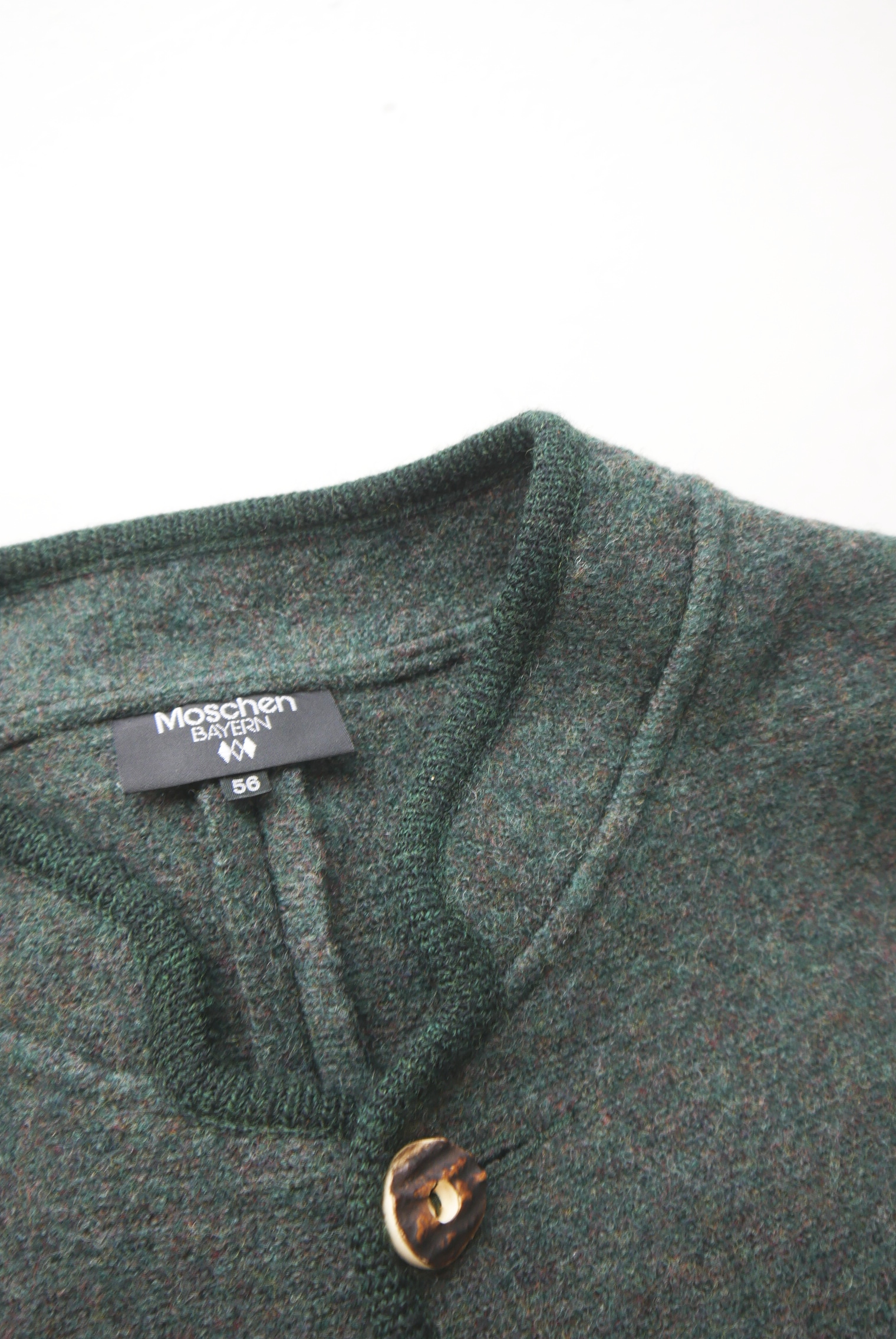 walkjacke-trachtenjacke-janker-loden-wolle-herren-second-hand-gebrauchte-lodenmantel-winter-warme-strickjacke-lange-jacke-hewa065-19