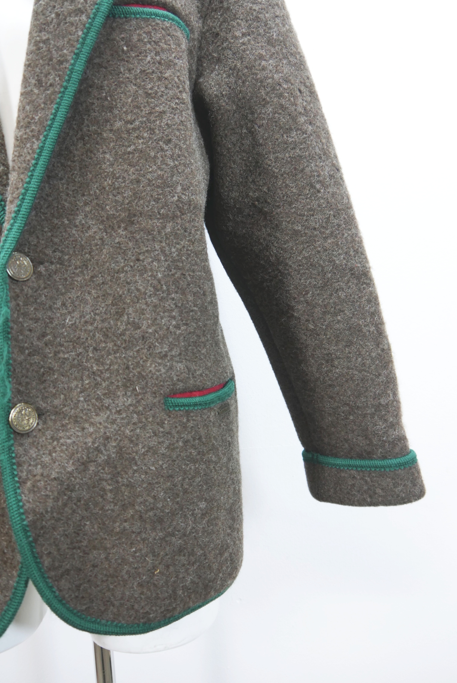 walkjacke-trachtenjacke-janker-loden-wolle-herren-second-hand-gebrauchte-lodenmantel-winter-warme-strickjacke-lange-jacke-hewa066-30