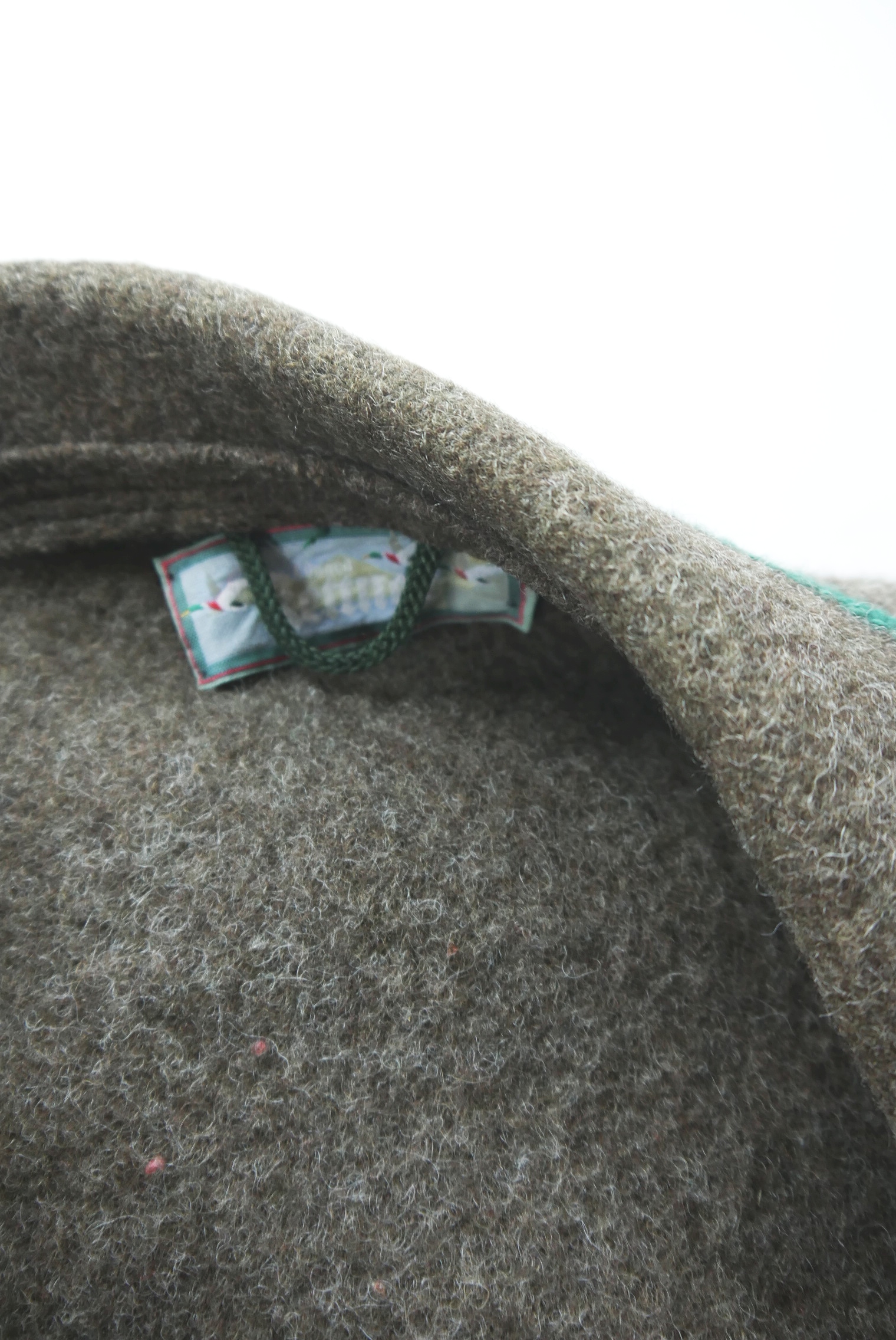 walkjacke-trachtenjacke-janker-loden-wolle-herren-second-hand-gebrauchte-lodenmantel-winter-warme-strickjacke-lange-jacke-hewa066-32