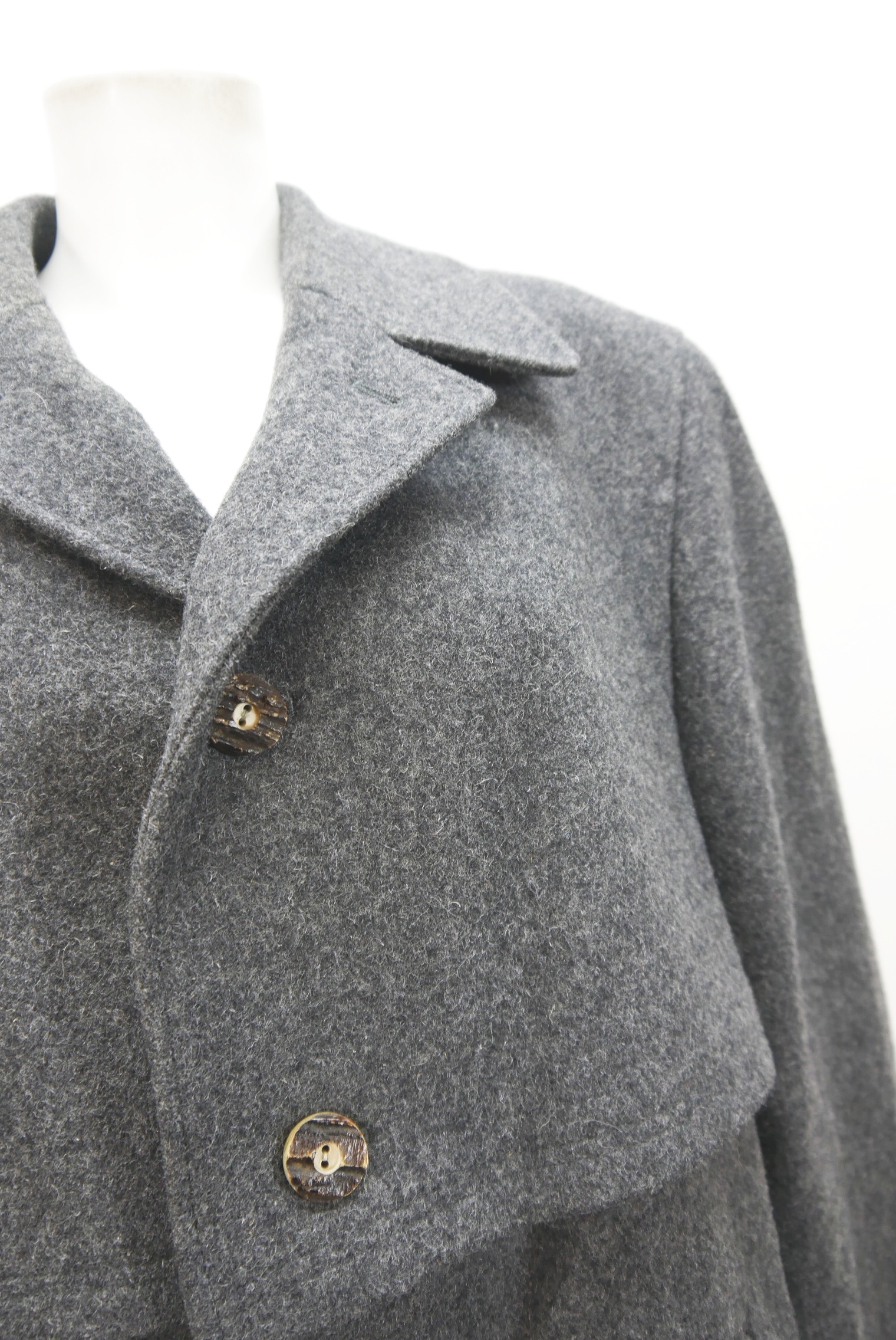 walkjacke-trachtenjacke-janker-loden-wolle-herren-second-hand-gebrauchte-lodenmantel-winter-warme-strickjacke-lange-jacke-hewa066-40