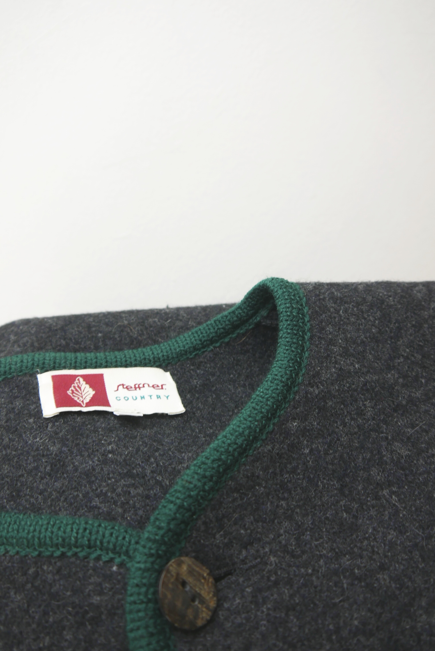 walkjacke-trachtenjacke-janker-walker-wolle-herren-second-hand-gebrauchte-herren-winter-warme-modisch-zeitlos-lange-jacke-hewa061-18