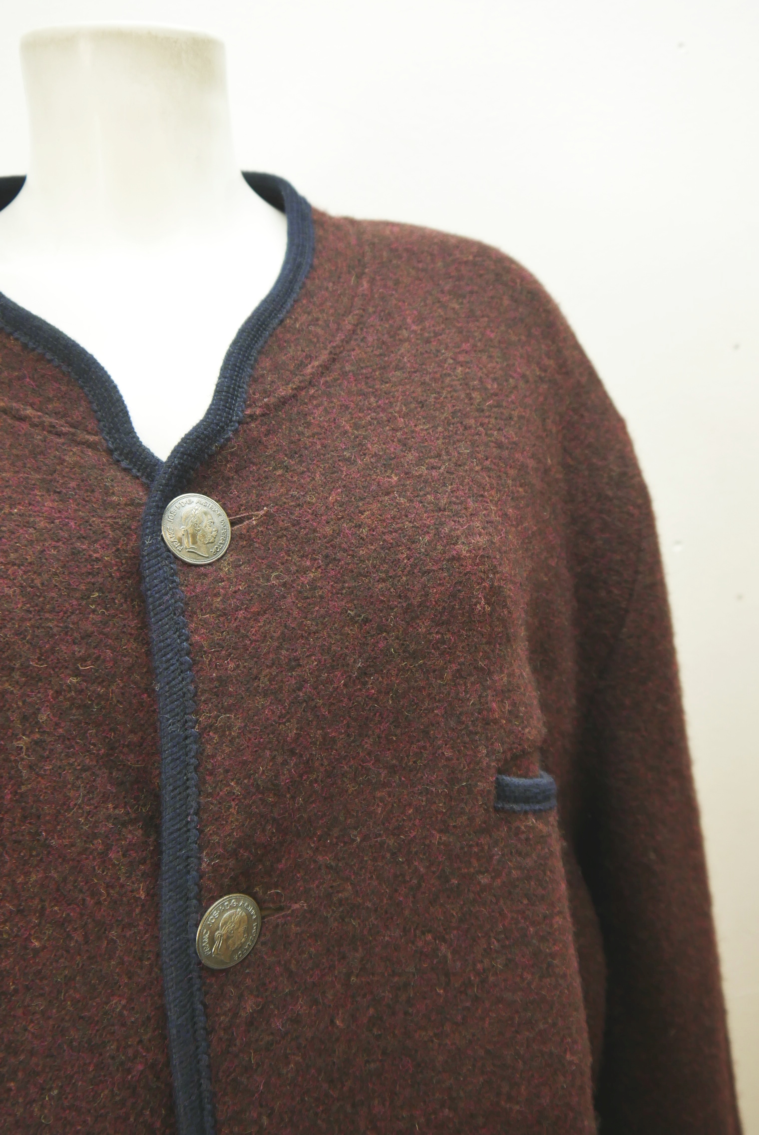 walkjacke-trachtenjacke-janker-walker-wolle-herren-second-hand-gebrauchte-herren-winter-warme-modisch-zeitlos-lange-jacke-hewa061-20