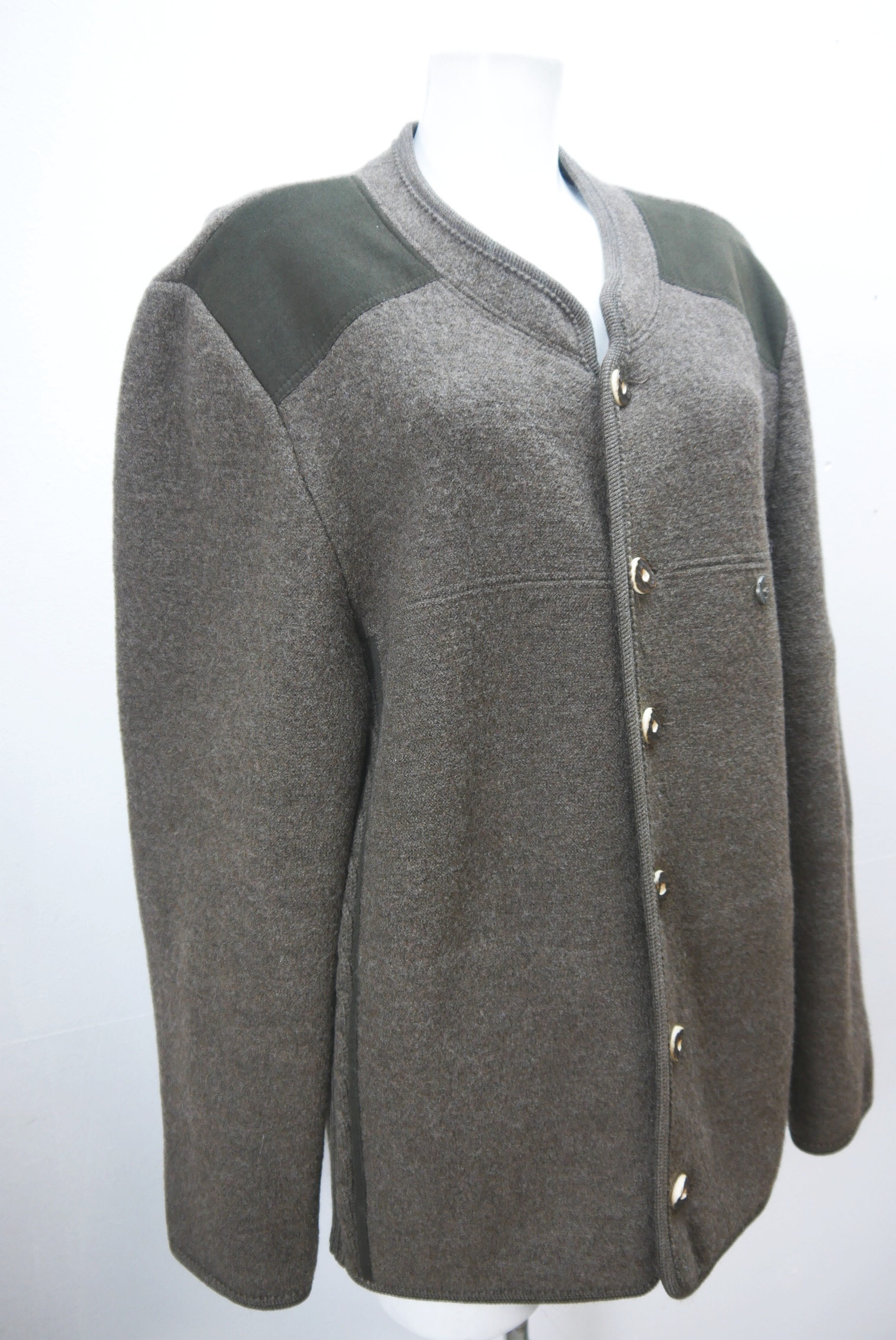 walkjacke-trachtenjacke-janker-walker-wolle-herren-second-hand-gebrauchte-herren-winter-warme-modisch-zeitlos-lange-jacke-hewa061-51