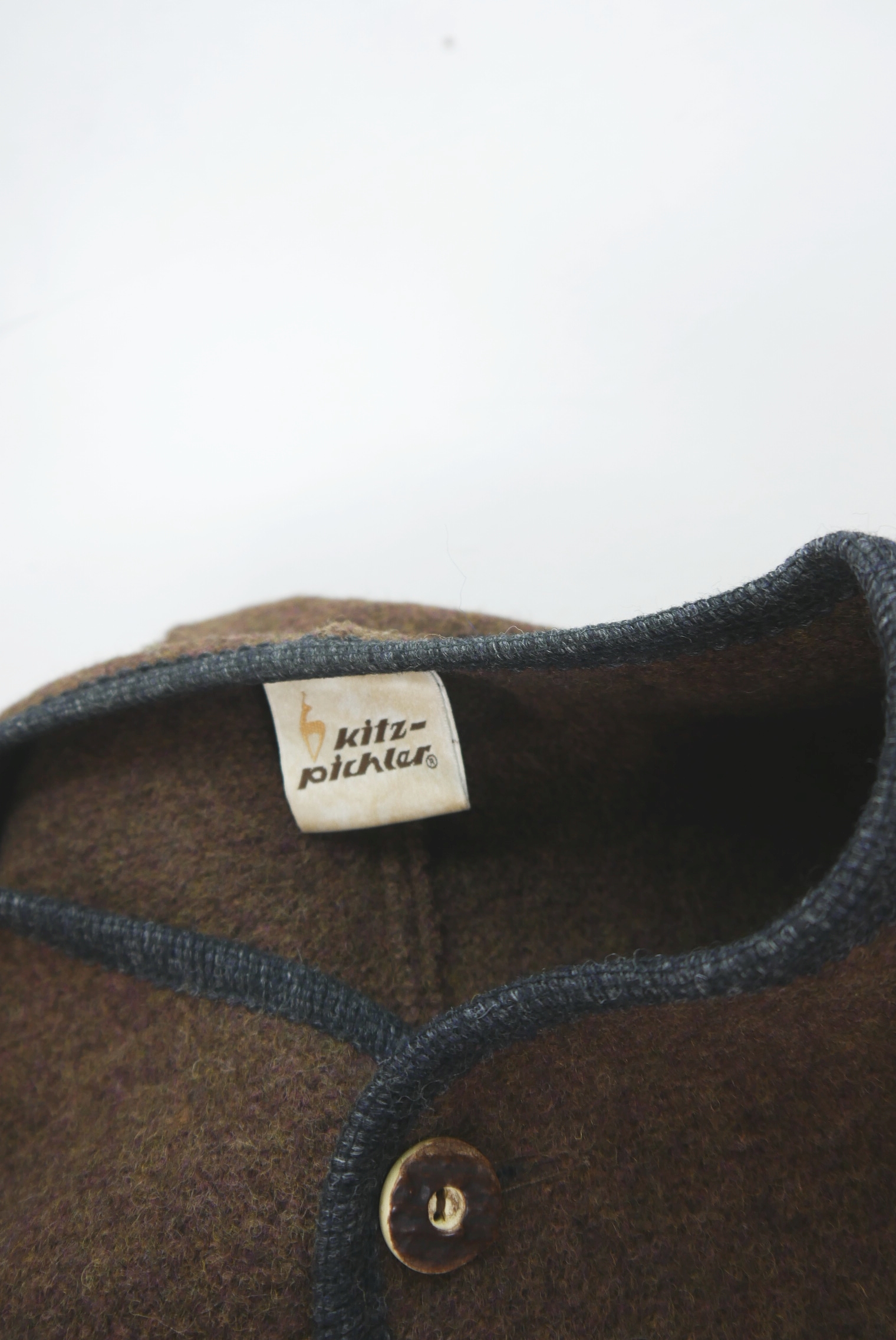 walkjacke-trachtenjacke-janker-walker-wolle-herren-second-hand-gebrauchte-herren-winter-warme-modisch-zeitlos-lange-jacke-hewa061-6