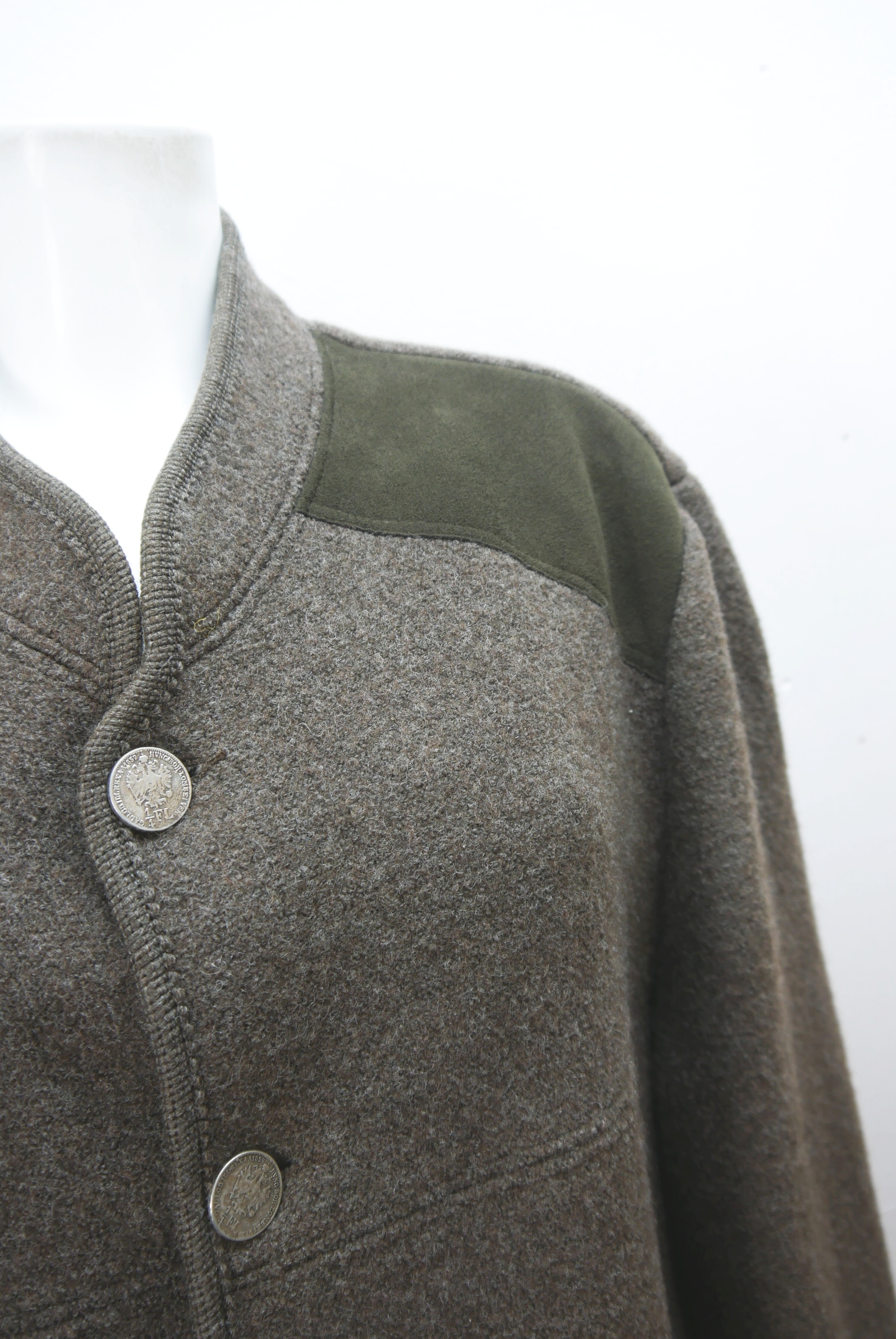 walkjacke-trachtenjacke-janker-walker-wolle-herren-second-hand-gebrauchte-herren-winter-warme-modisch-zeitlos-lange-jacke-hewa062-20