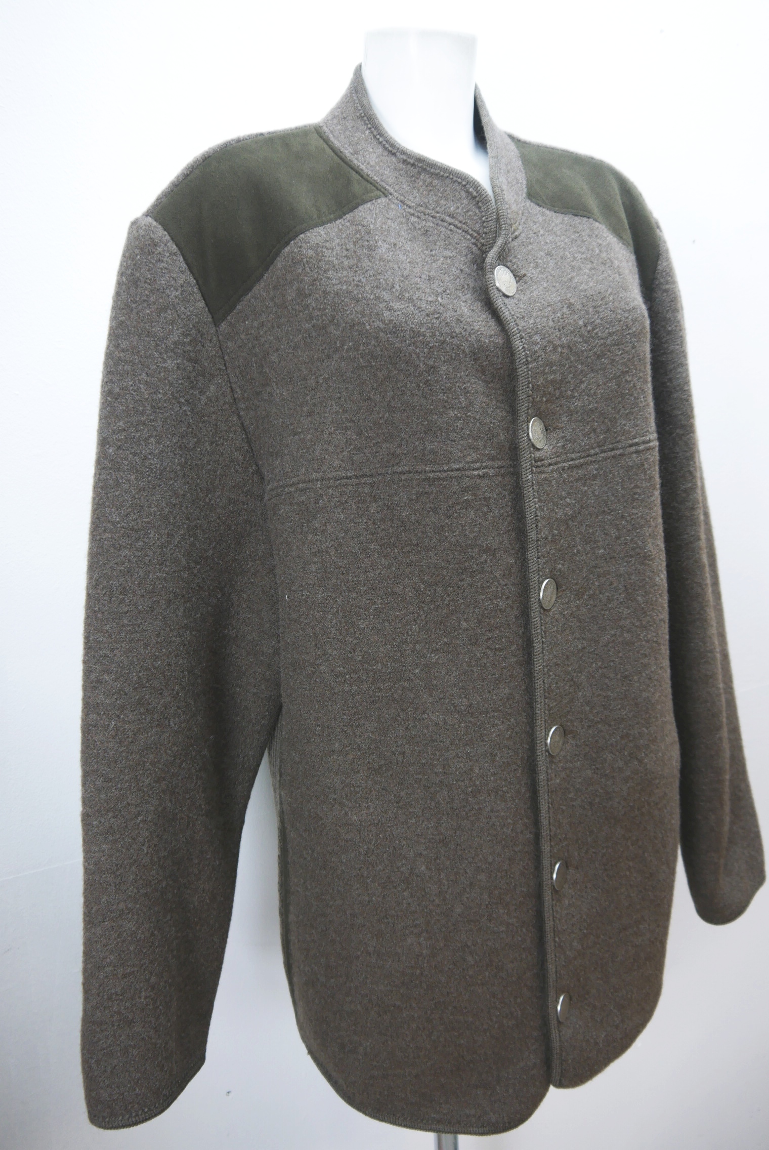 walkjacke-trachtenjacke-janker-walker-wolle-herren-second-hand-gebrauchte-herren-winter-warme-modisch-zeitlos-lange-jacke-hewa062-21