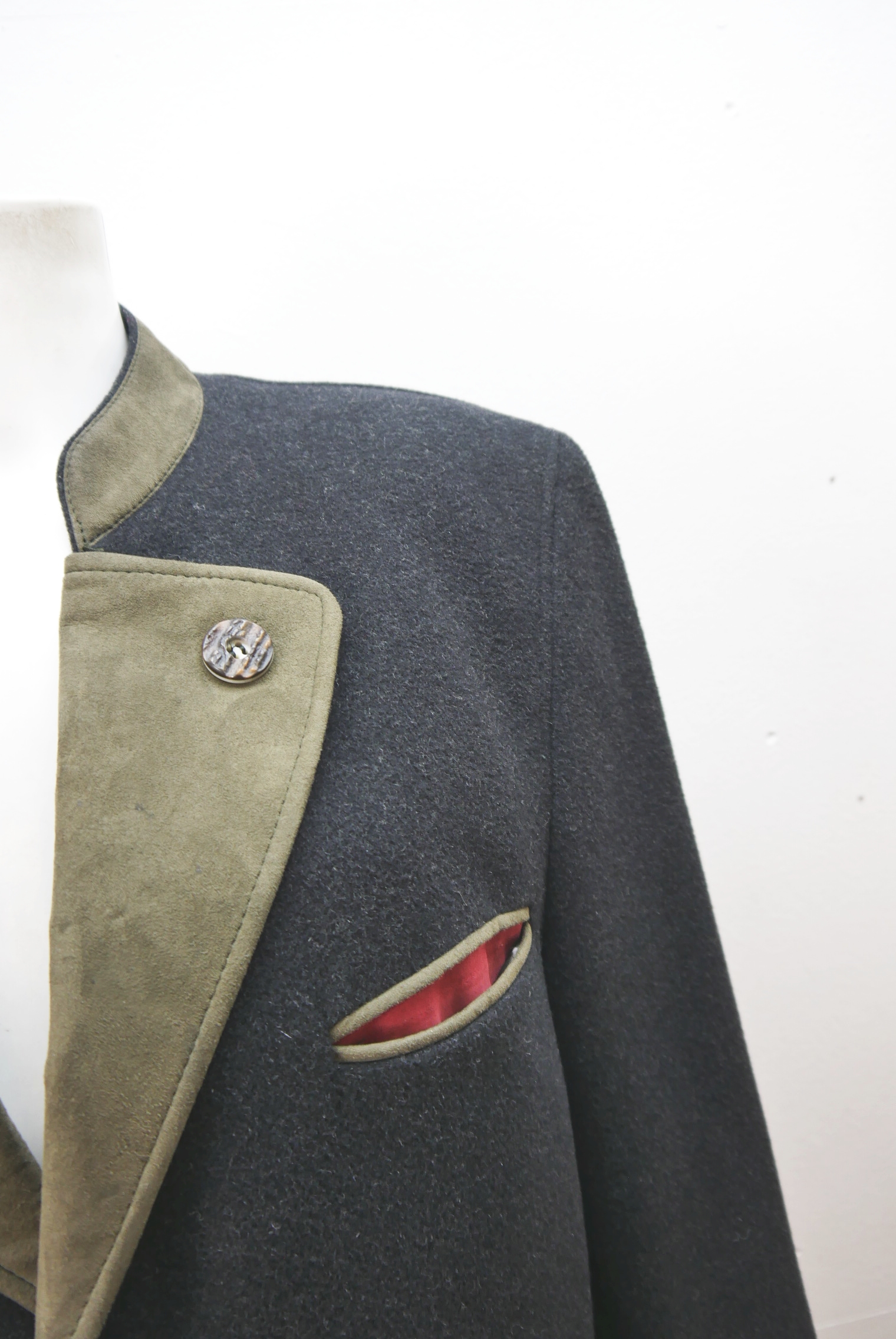 walkjacke-trachtenjacke-janker-walker-wolle-herren-second-hand-gebrauchte-herren-winter-warme-modisch-zeitlos-lange-jacke-hewa064-52