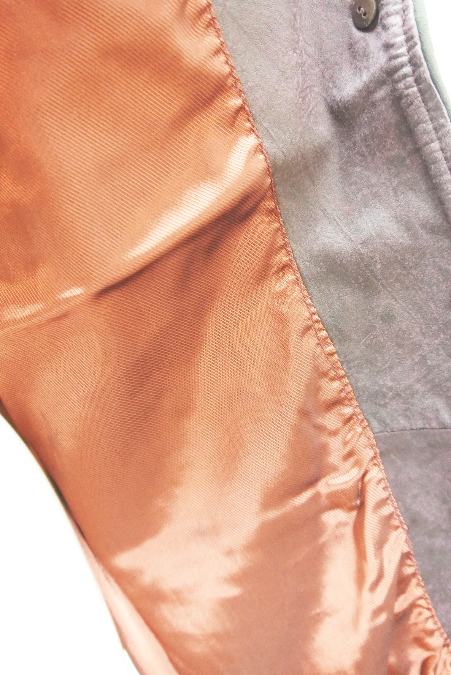 lederjacke-blazer-vintage-janker-damen-trachenjacke-leder-jacke-trachten-kurz-lang-sommer-individuell-tailliert-gebraucht-second-hand-80er-90er-lederjacke-dalo038-31