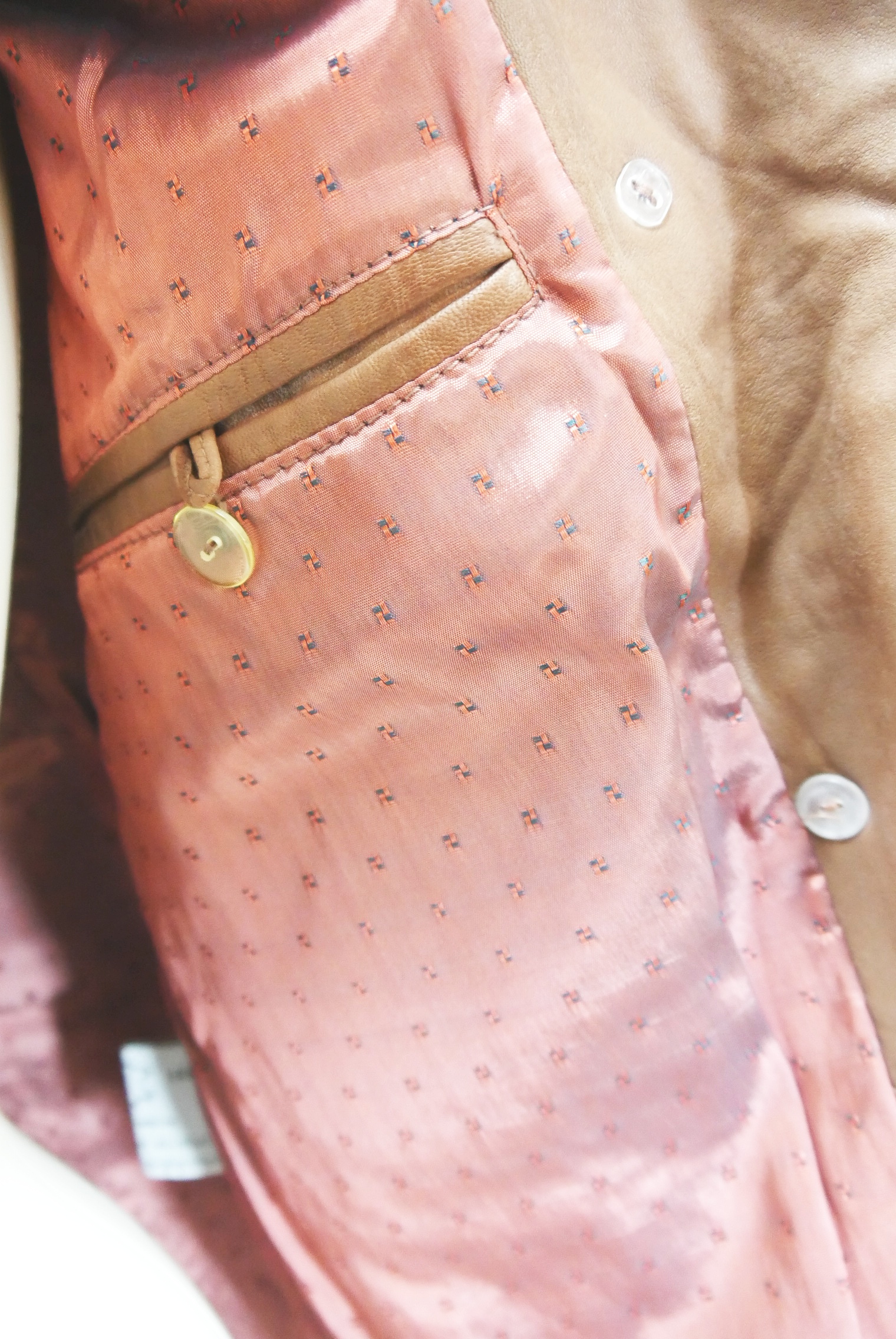 lederjacke-blazer-vintage-janker-damen-trachenjacke-leder-jacke-trachten-kurz-lang-sommer-individuell-tailliert-gebraucht-second-hand-80er-90er-lederjacke-dalo040-80