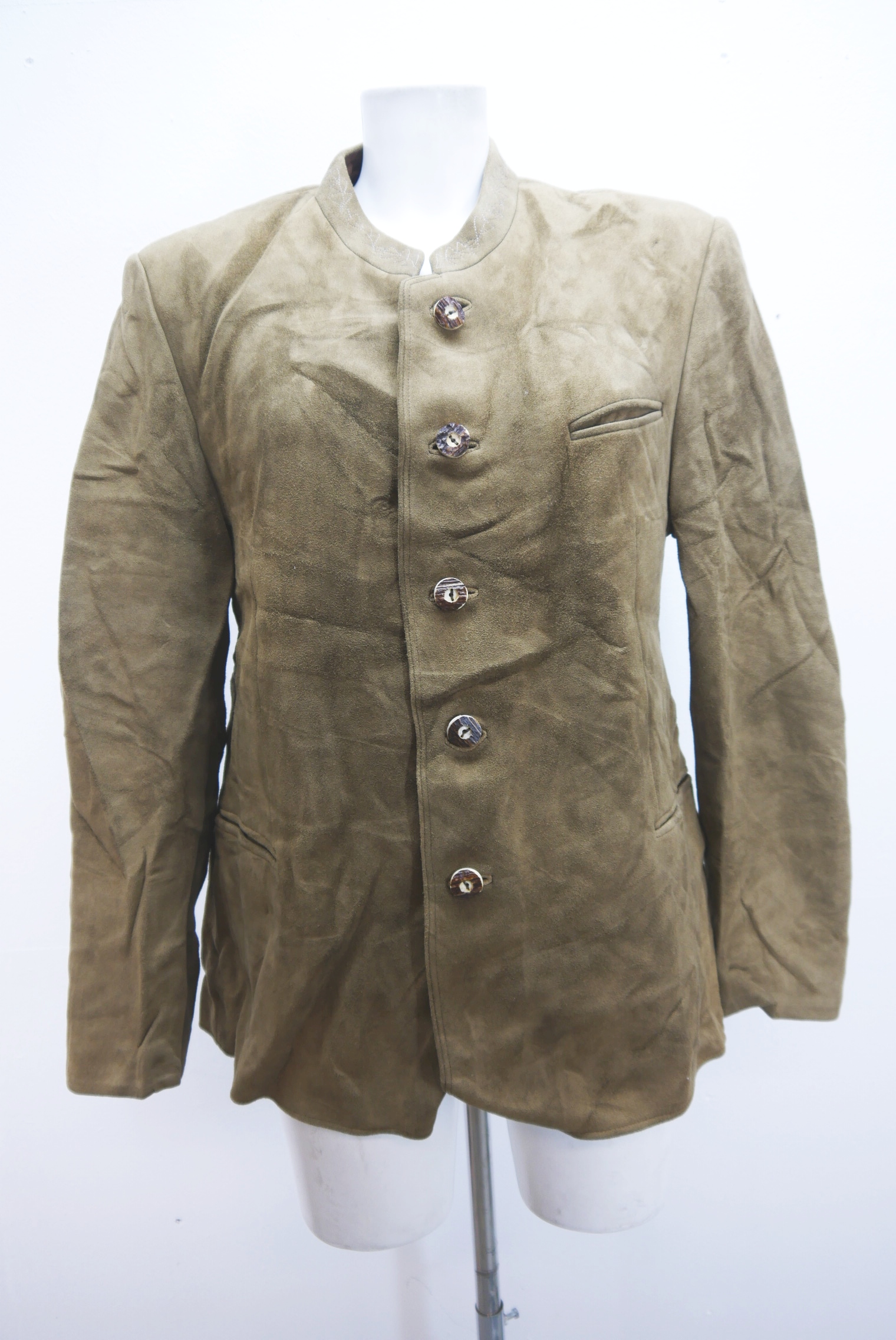 lederjacke-vintage-janker-herren-trachenjacke-leder-jacke-trachten-kurz-lang-sommer-hochwertig-gebrauchte-second-hand-80er-90er-lederjacke-dalo041-1-15