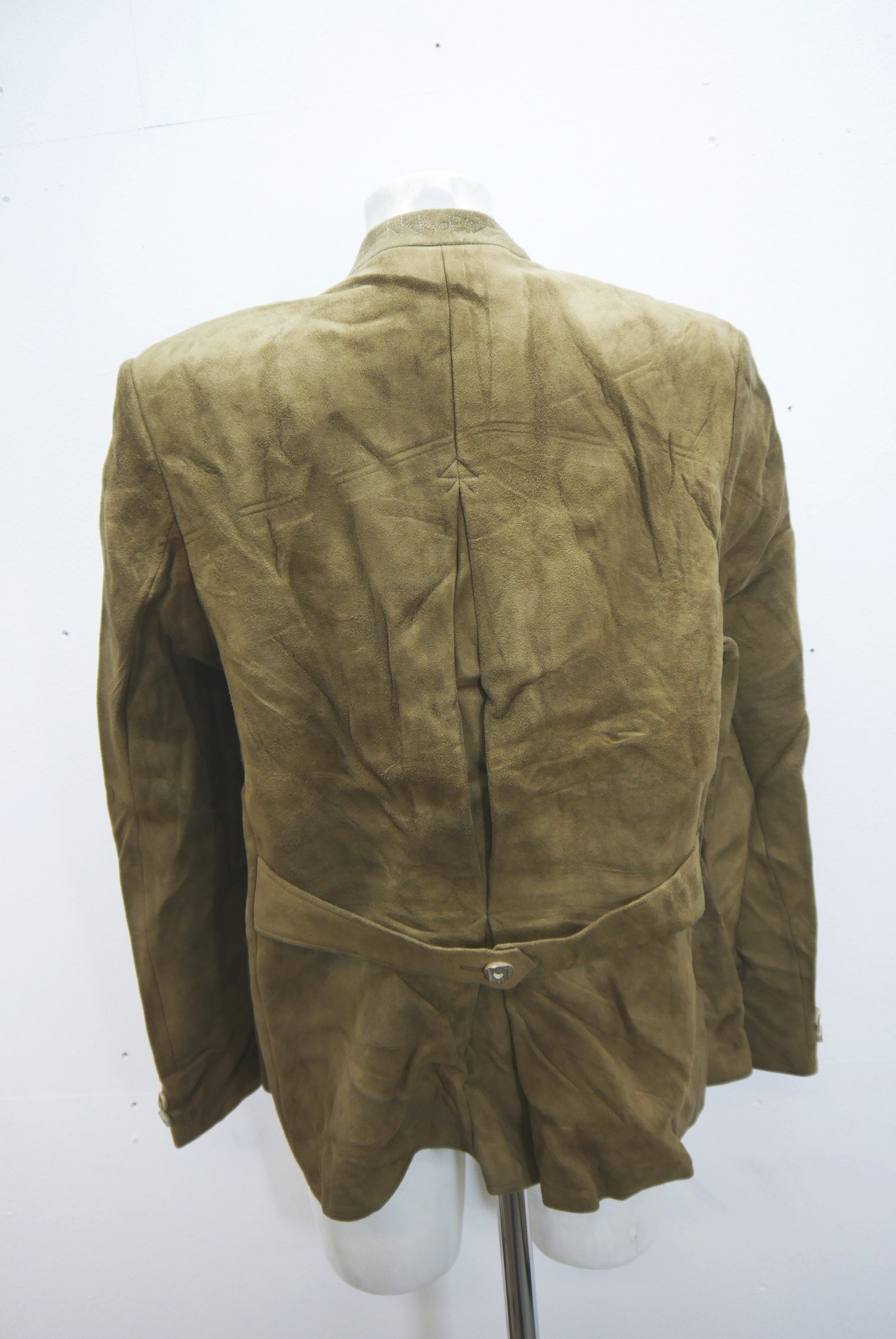 lederjacke-vintage-janker-herren-trachenjacke-leder-jacke-trachten-kurz-lang-sommer-hochwertig-gebrauchte-second-hand-80er-90er-lederjacke-dalo041-1-19