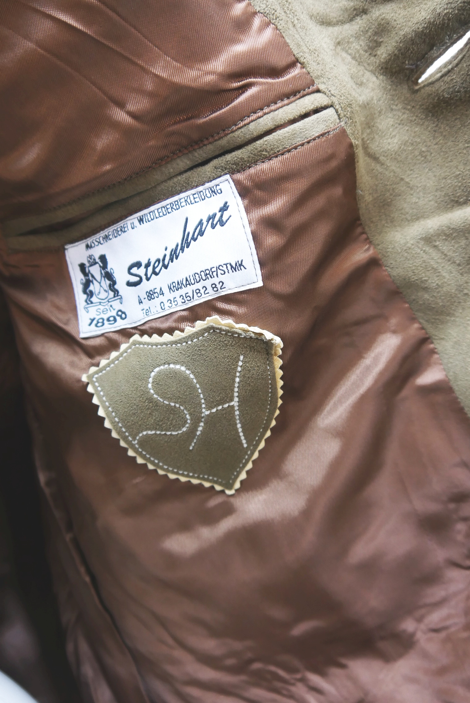 lederjacke-vintage-janker-herren-trachenjacke-leder-jacke-trachten-kurz-lang-sommer-hochwertig-gebrauchte-second-hand-80er-90er-lederjacke-dalo041-1-20