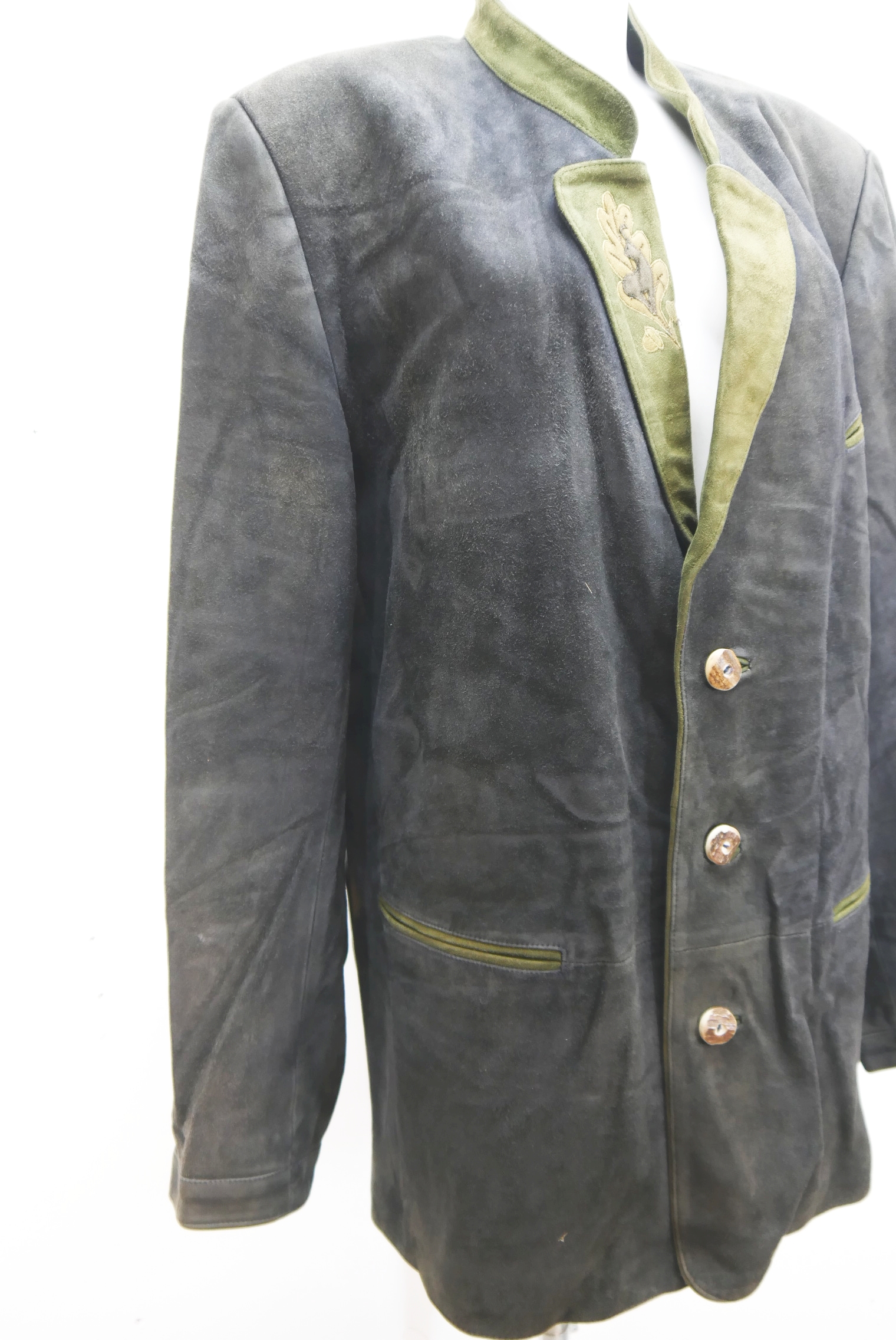 lederjacke-vintage-janker-herren-trachenjacke-leder-jacke-trachten-kurz-lang-sommer-hochwertig-gebrauchte-second-hand-80er-90er-lederjacke-dalo041-1-23