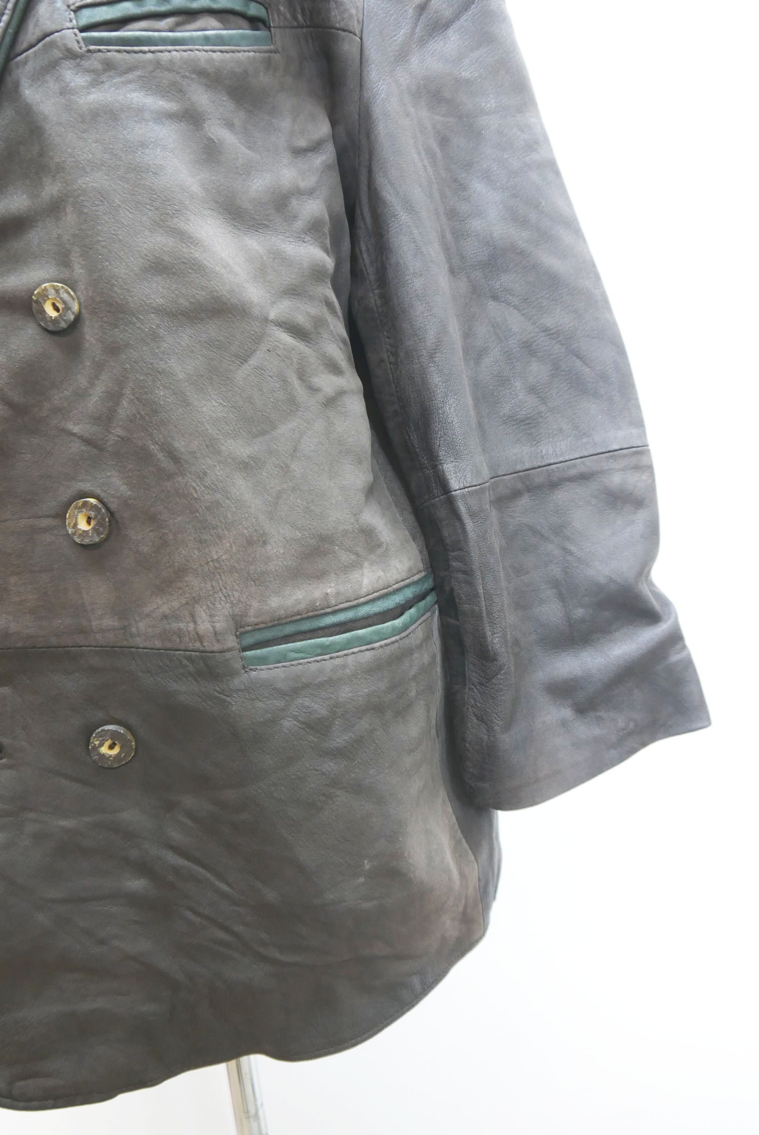 lederjanker-trachtenjacke-glattleder-hirschleder-ziegenvelour-leder-laessig-janker-wildleder-jacke-vintage-second-hand-gebrauchte-lederjacke-hele028-12