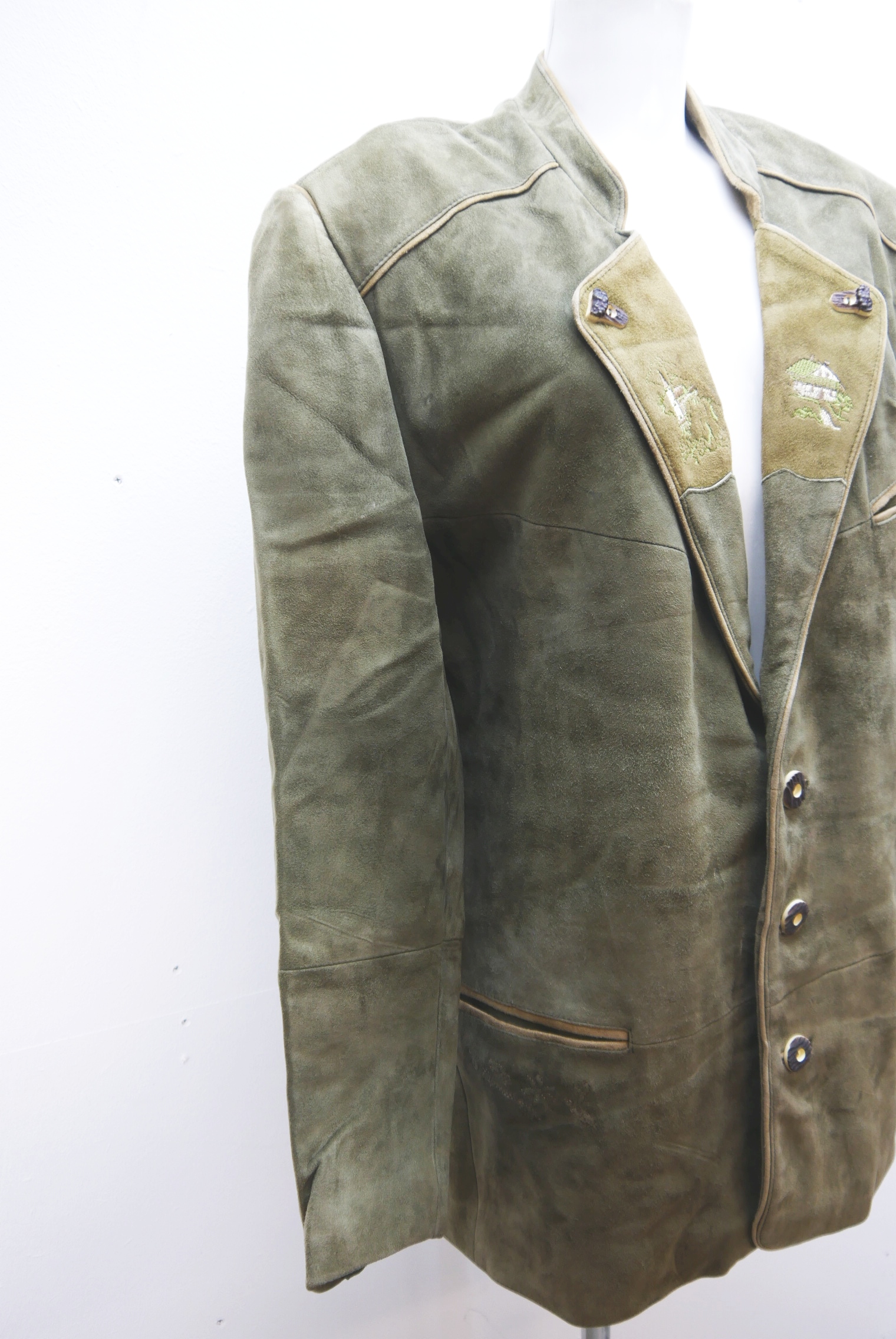 lederjanker-trachtenjacke-glattleder-hirschleder-ziegenvelour-leder-laessig-janker-wildleder-jacke-vintage-second-hand-gebrauchte-lederjacke-hele028-24