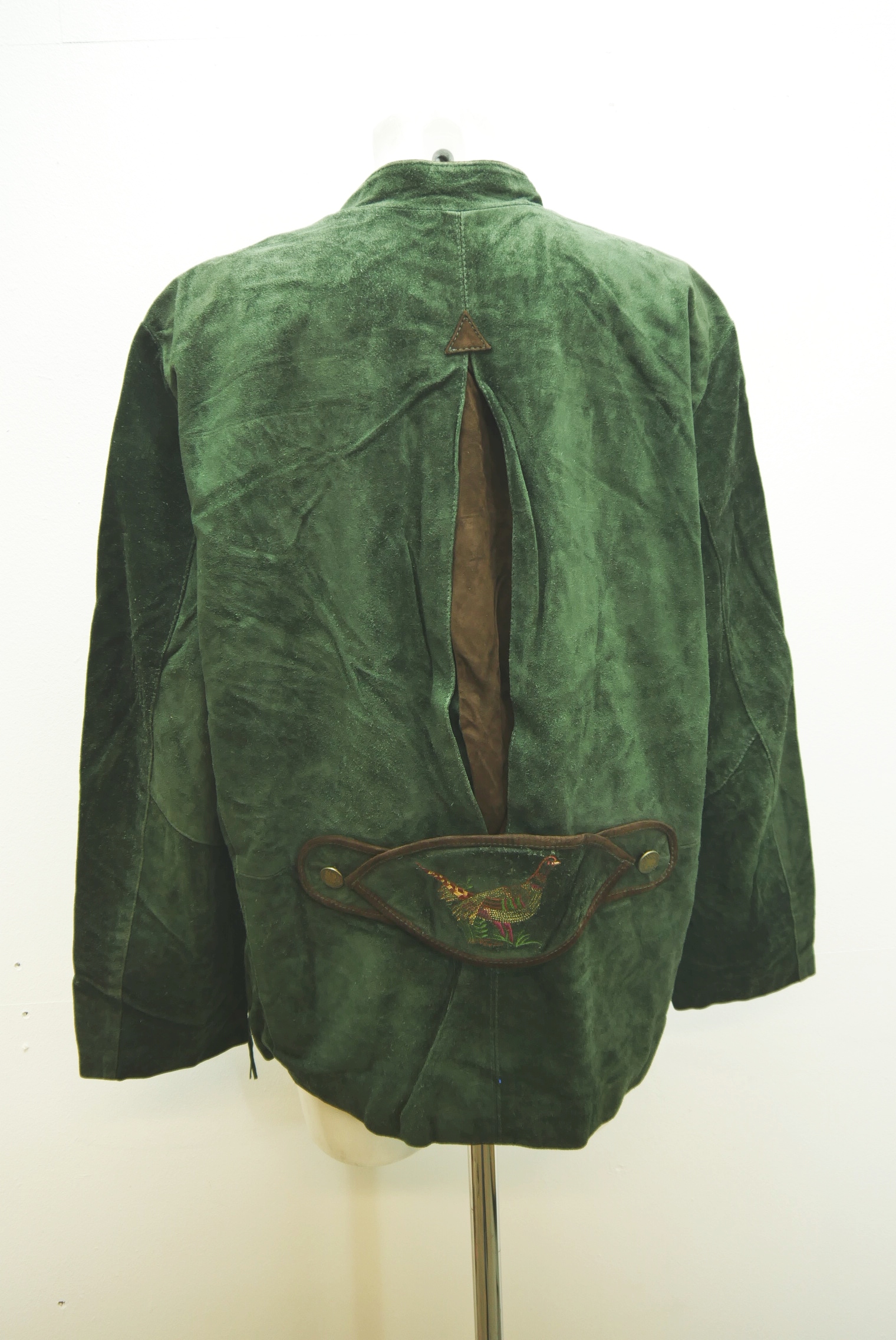 lederjanker-trachtenjacke-glattleder-hirschleder-ziegenvelour-leder-laessig-janker-wildleder-jacke-vintage-second-hand-gebrauchte-lederjacke-hele028-33