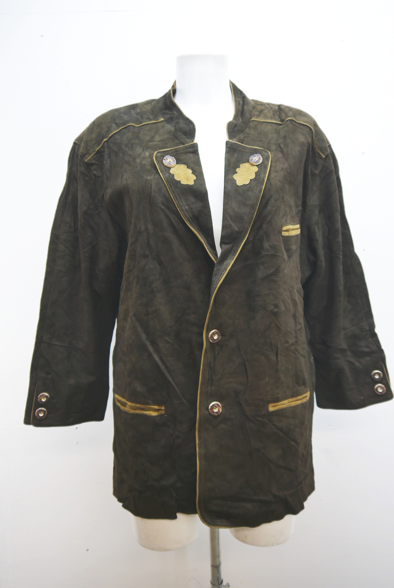 lederjanker-trachtenjacke-glattleder-hirschleder-ziegenvelour-leder-laessig-janker-wildleder-jacke-vintage-second-hand-gebrauchte-lederjacke-hele028-36