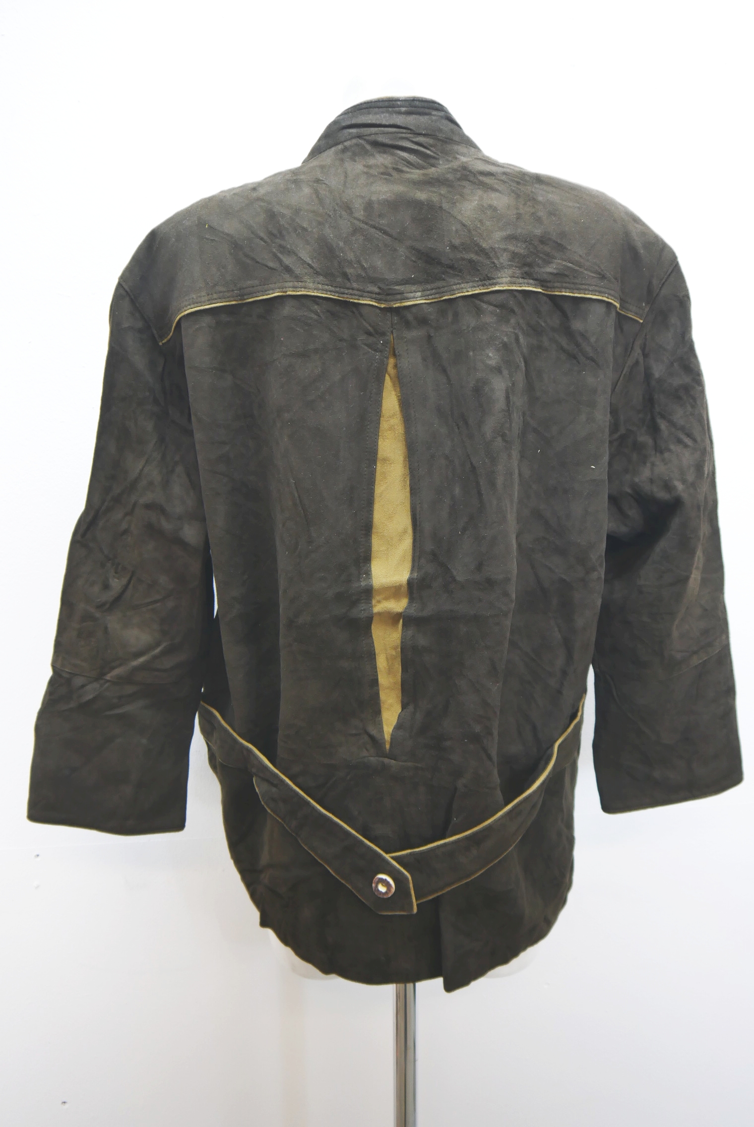 lederjanker-trachtenjacke-glattleder-hirschleder-ziegenvelour-leder-laessig-janker-wildleder-jacke-vintage-second-hand-gebrauchte-lederjacke-hele028-40