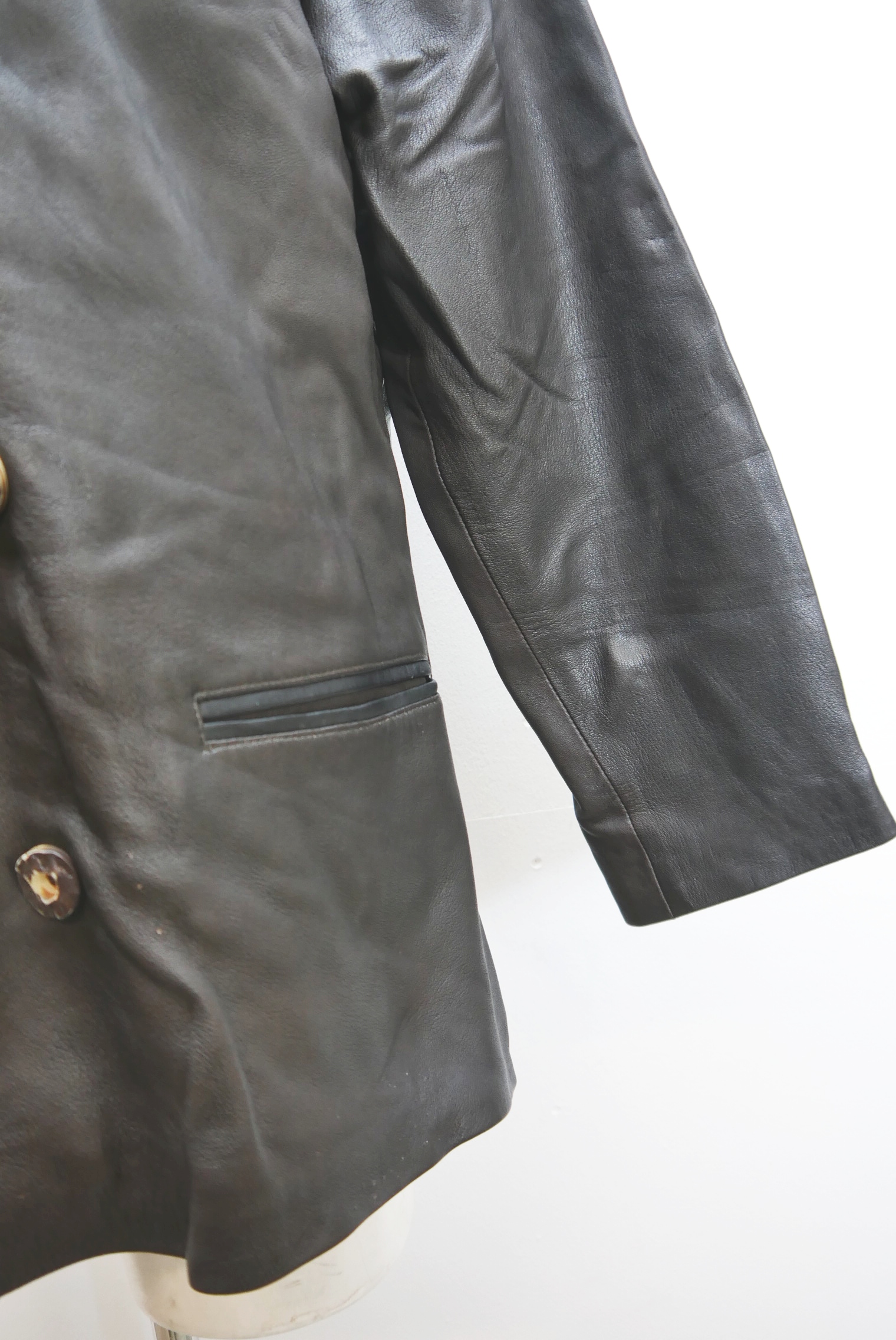 lederjanker-trachtenjacke-glattleder-hirschleder-ziegenvelour-leder-laessig-janker-wildleder-jacke-vintage-second-hand-gebrauchte-lederjacke-hele028-46