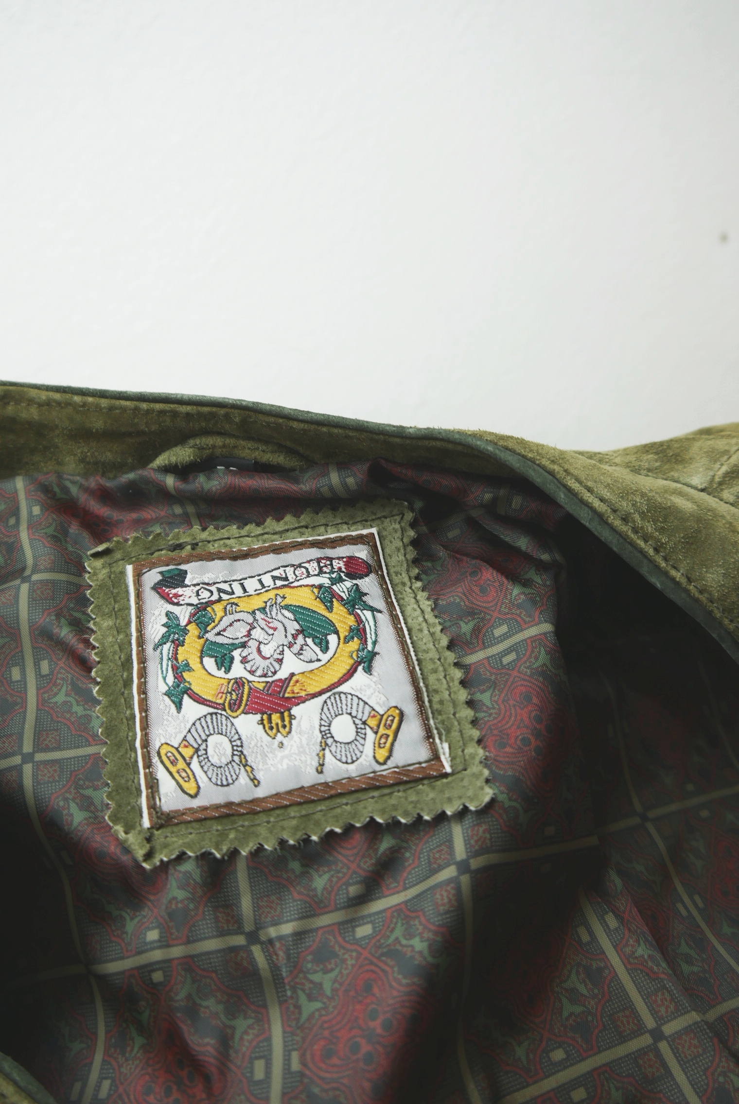 lederjanker-trachtenjacke-glattleder-hirschleder-ziegenvelour-leder-laessig-janker-wildleder-jacke-vintage-second-hand-gebrauchte-lederjacke-hele028-55