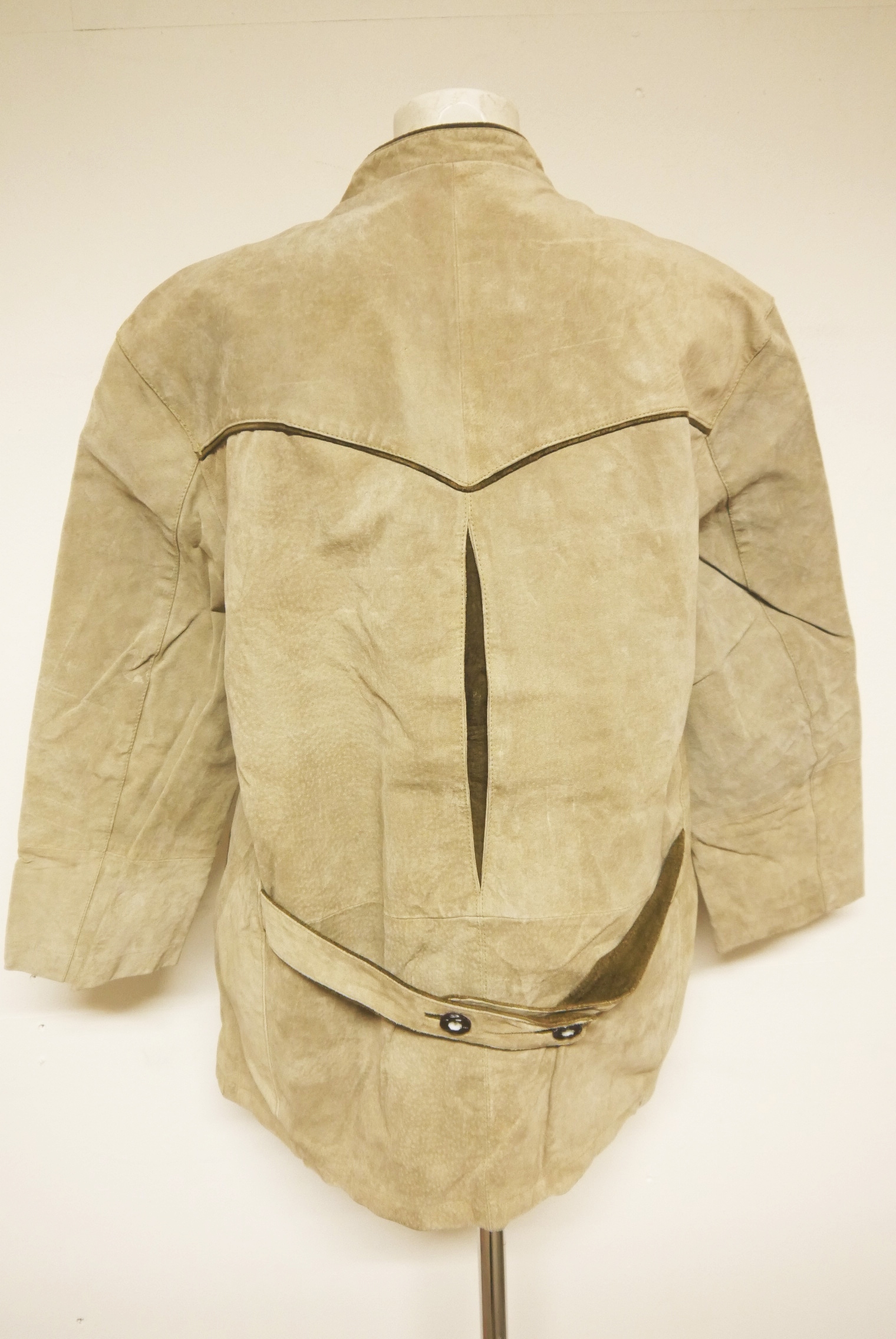 lederjanker-trachtenjacke-glattleder-hirschleder-ziegenvelour-leder-laessig-janker-wildleder-jacke-vintage-second-hand-gebrauchte-lederjacke-hele029-17