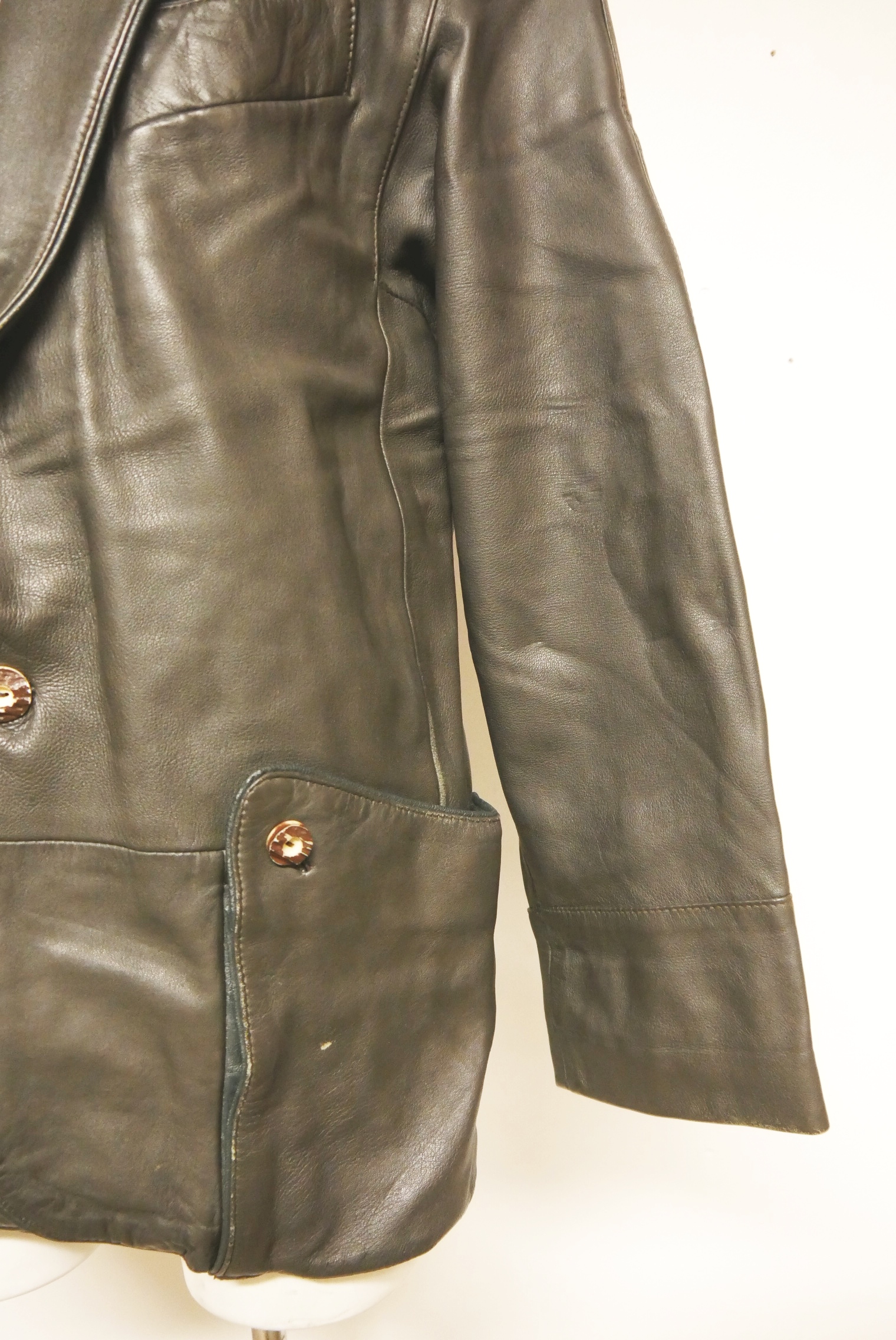 lederjanker-trachtenjacke-glattleder-hirschleder-ziegenvelour-leder-laessig-janker-wildleder-jacke-vintage-second-hand-gebrauchte-lederjacke-hele029-30