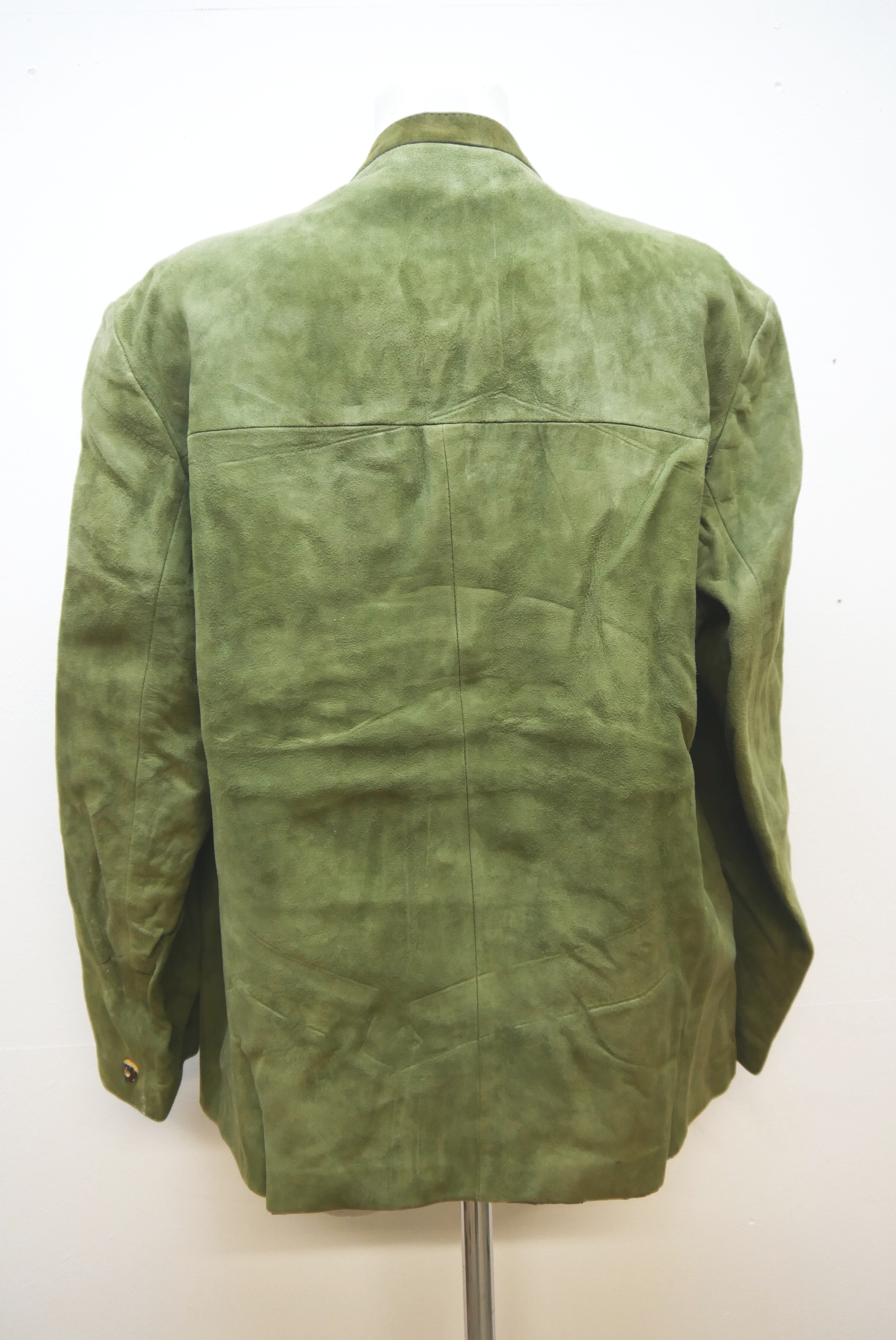 lederjanker-trachtenjacke-glattleder-hirschleder-ziegenvelour-leder-laessig-janker-wildleder-jacke-vintage-second-hand-gebrauchte-lederjacke-hele029-39