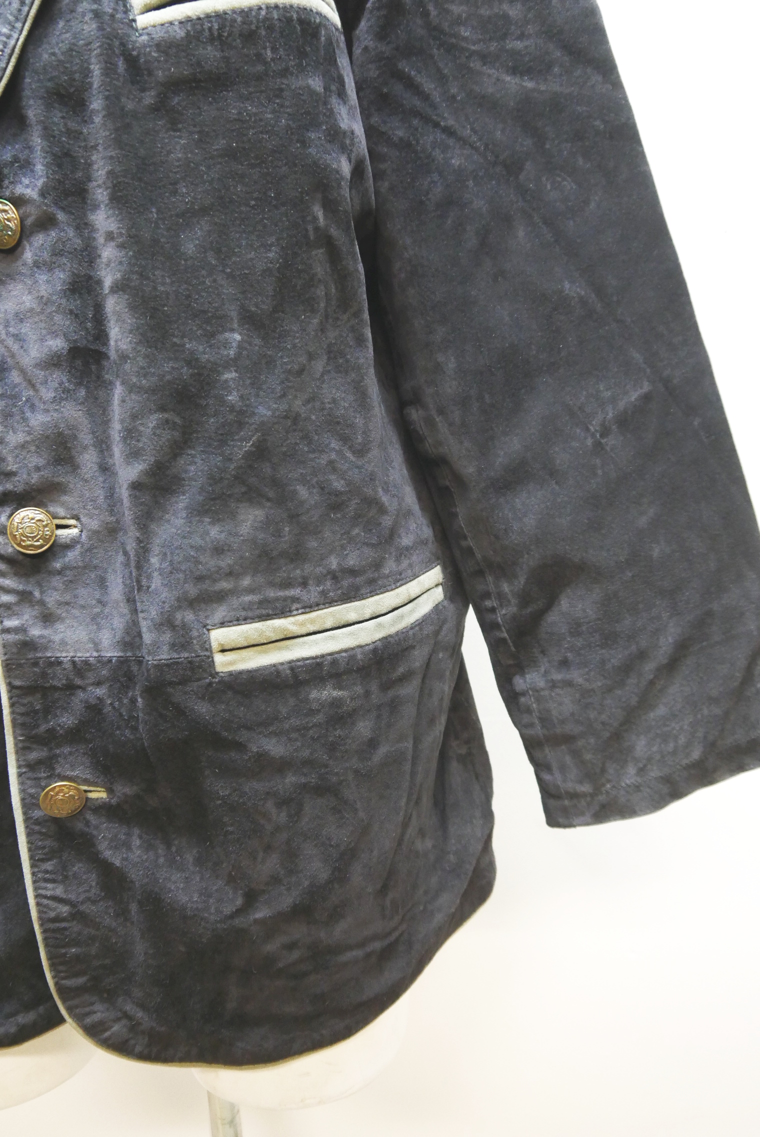 lederjanker-trachtenjacke-glattleder-hirschleder-ziegenvelour-leder-laessig-janker-wildleder-jacke-vintage-second-hand-gebrauchte-lederjacke-hele029-57