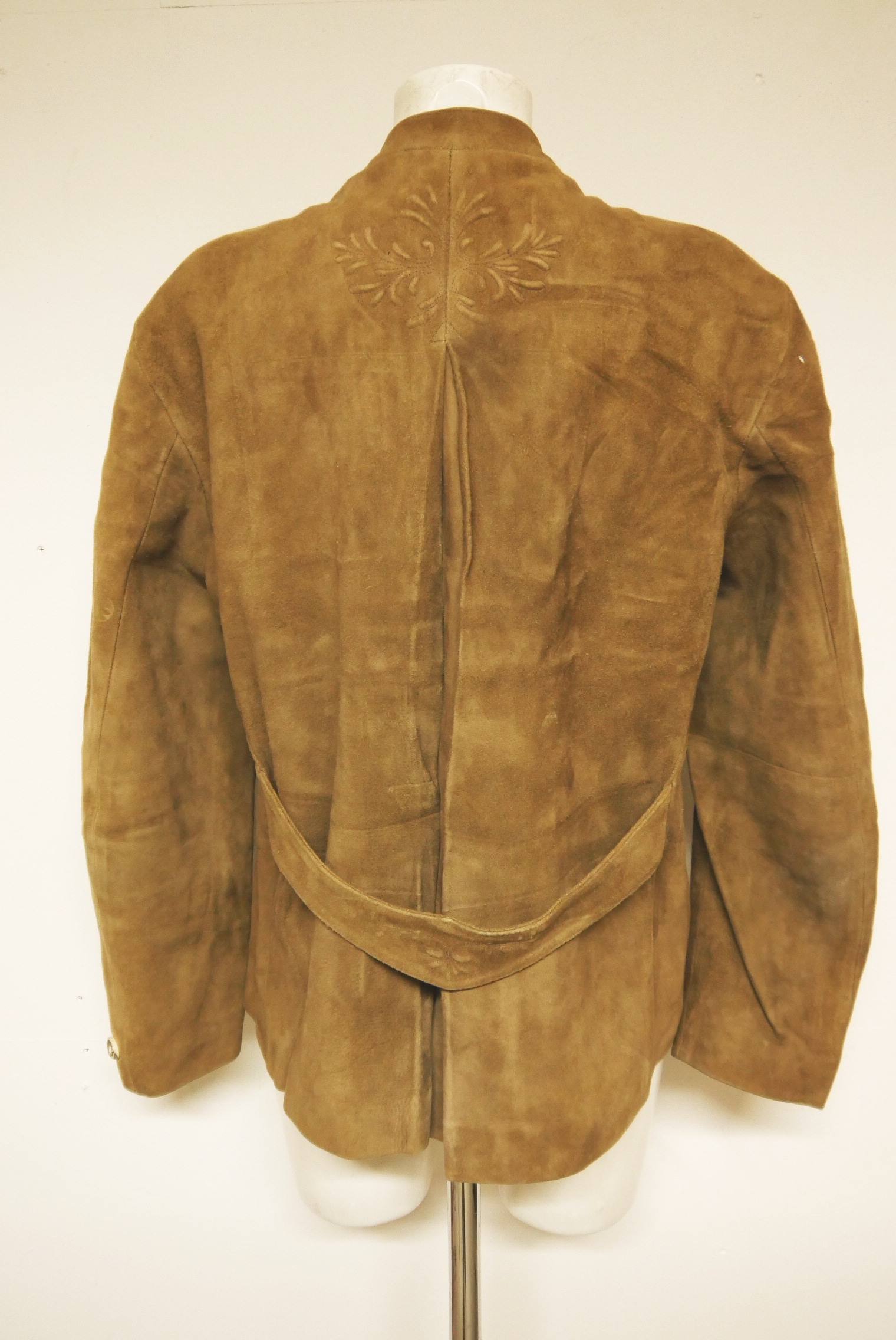 lederjanker-trachtenjacke-glattleder-hirschleder-ziegenvelour-leder-laessig-janker-wildleder-jacke-vintage-second-hand-gebrauchte-lederjacke-hele029-71