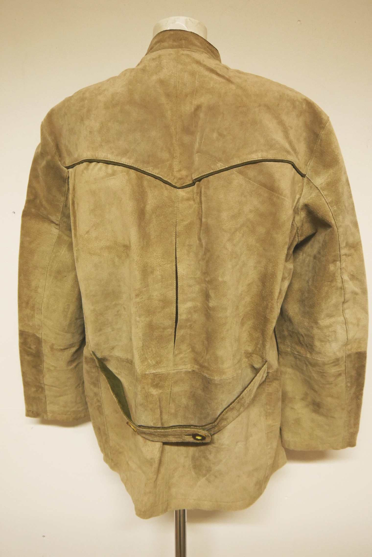 lederjanker-trachtenjacke-glattleder-hirschleder-ziegenvelour-leder-laessig-janker-wildleder-jacke-vintage-second-hand-gebrauchte-lederjacke-hele029-86