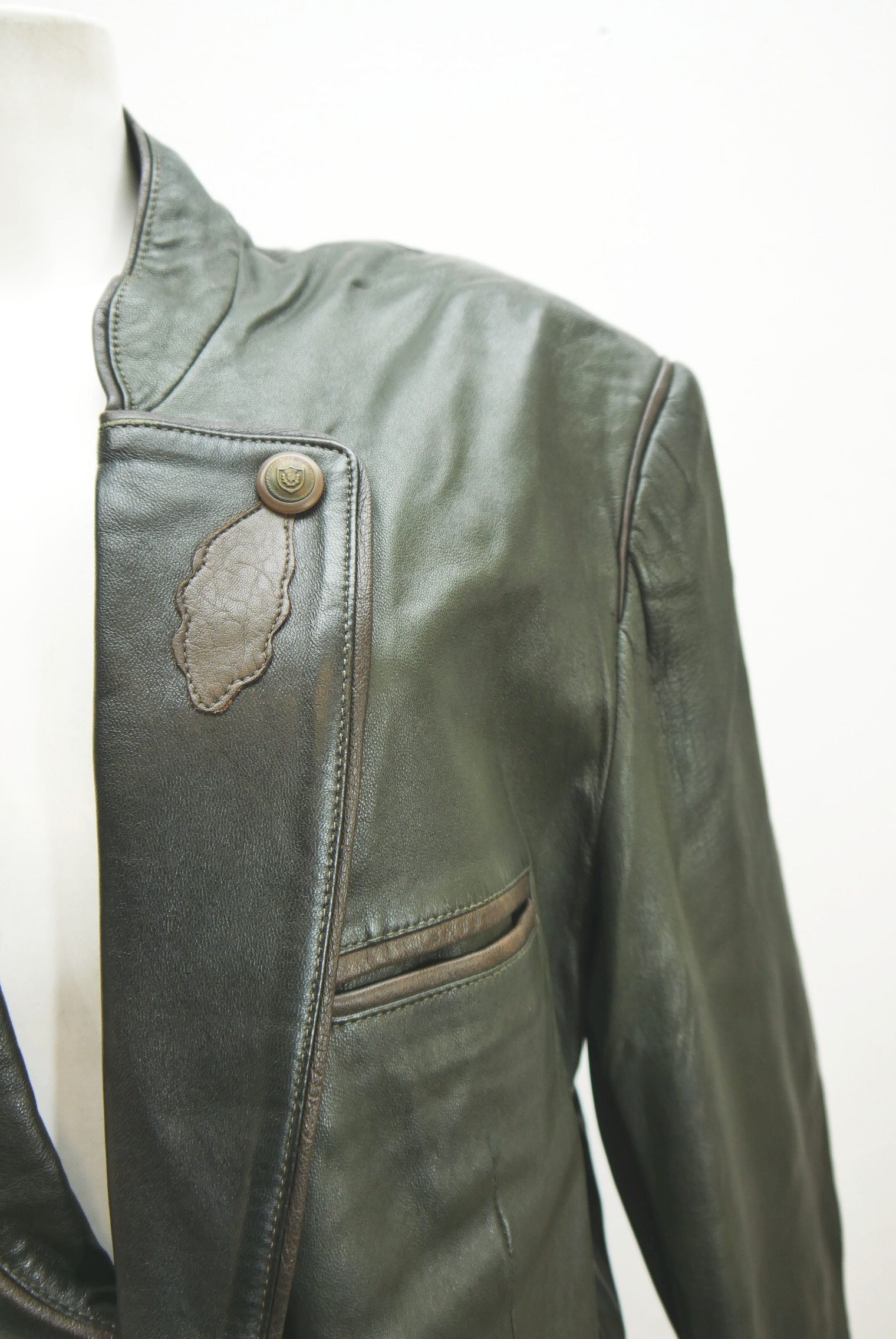 lederjanker-trachtenjacke-glattleder-hirschleder-ziegenvelour-leder-laessig-janker-wildleder-jacke-vintage-second-hand-gebrauchte-lederjacke-hele030-16