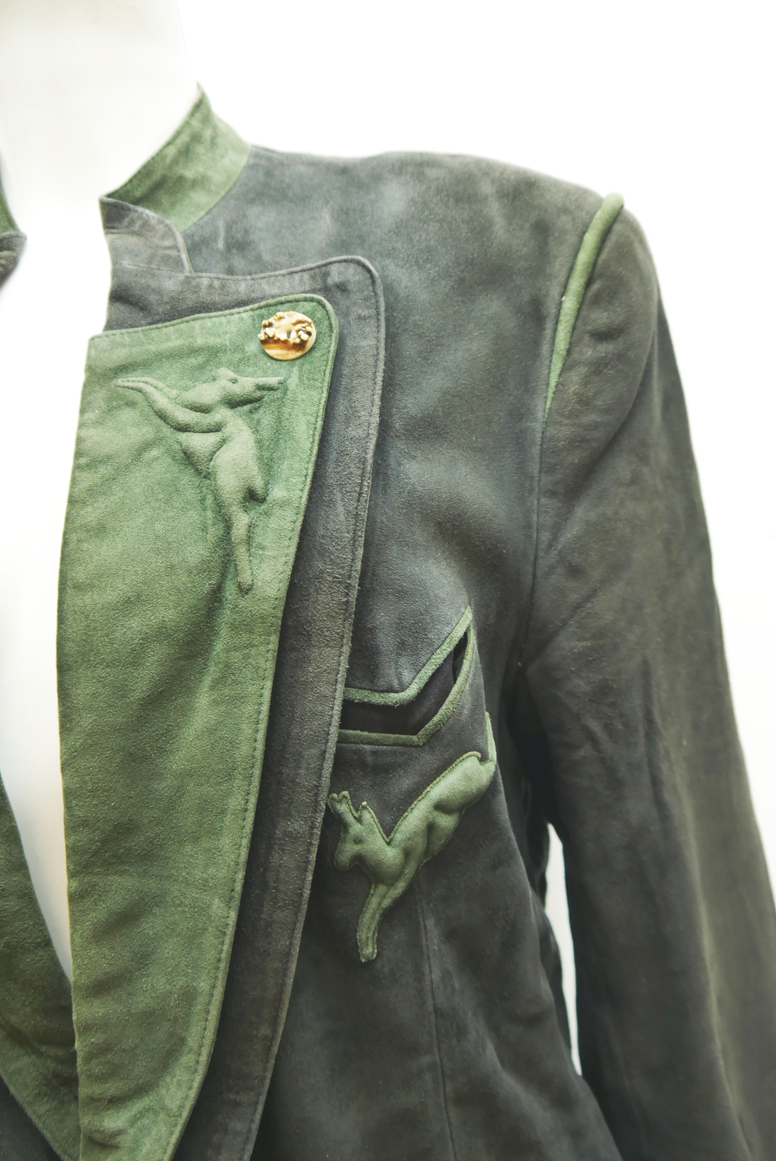 lederjanker-trachtenjacke-glattleder-hirschleder-ziegenvelour-leder-laessig-janker-wildleder-jacke-vintage-second-hand-gebrauchte-lederjacke-hele030-70