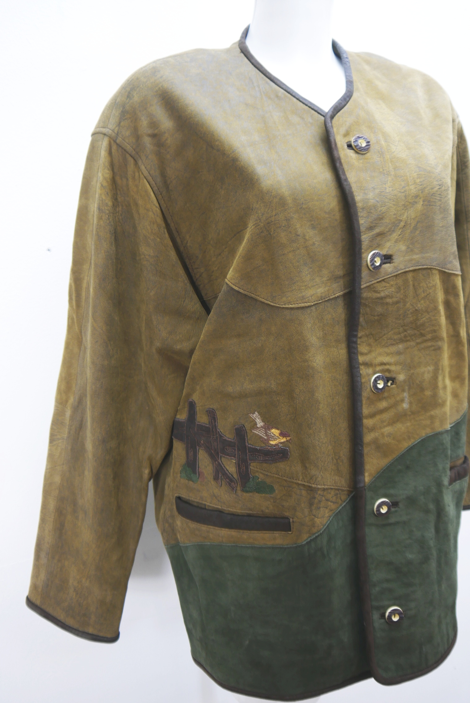 lederjanker-trachtenjacke-glattleder-hirschleder-ziegenvelour-leder-laessig-janker-wildleder-jacke-vintage-second-hand-gebrauchte-lederjacke-hele030-78