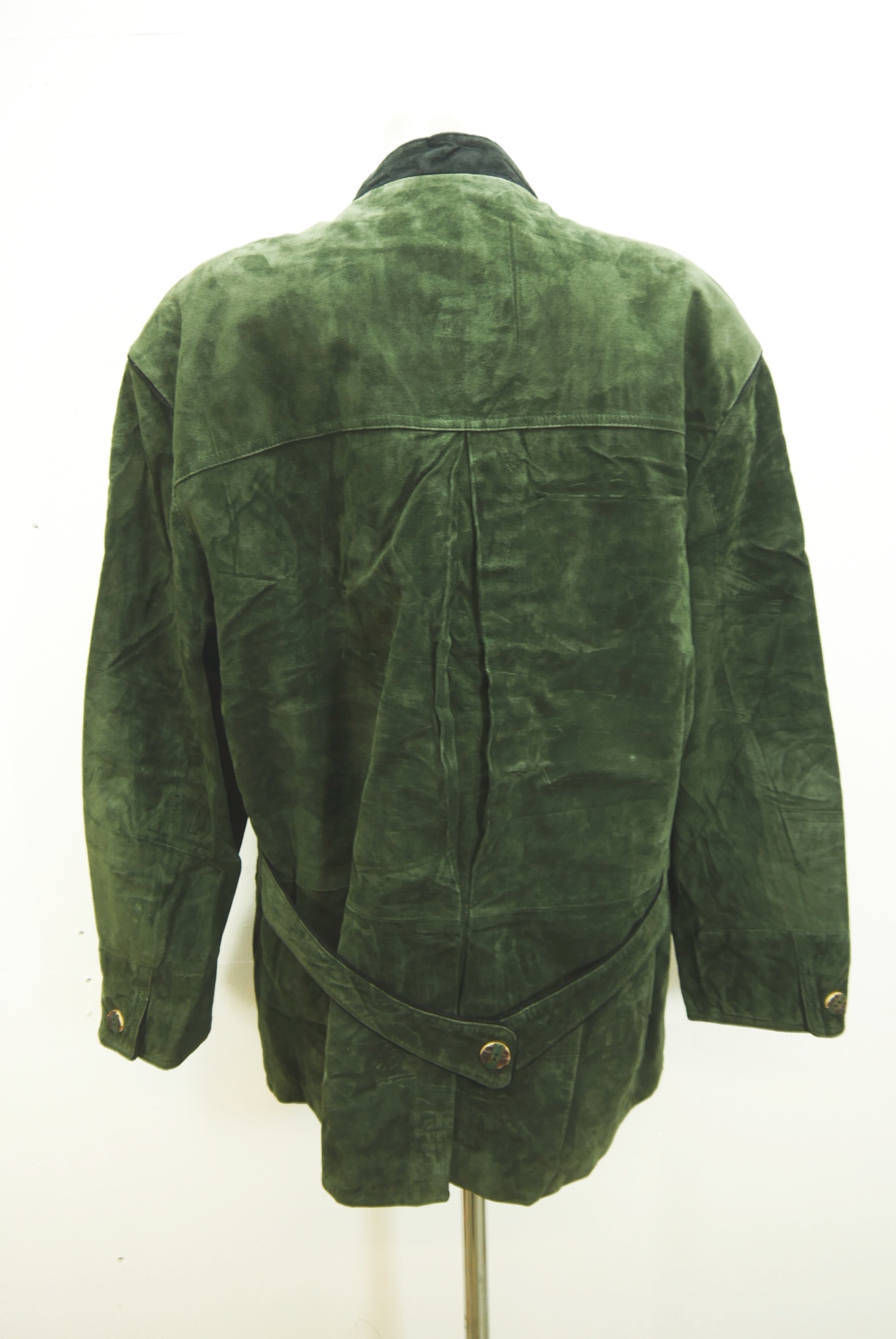 lederjanker-trachtenjacke-glattleder-hirschleder-ziegenvelour-leder-laessig-janker-wildleder-jacke-vintage-second-hand-gebrauchte-lederjacke-hele031-18