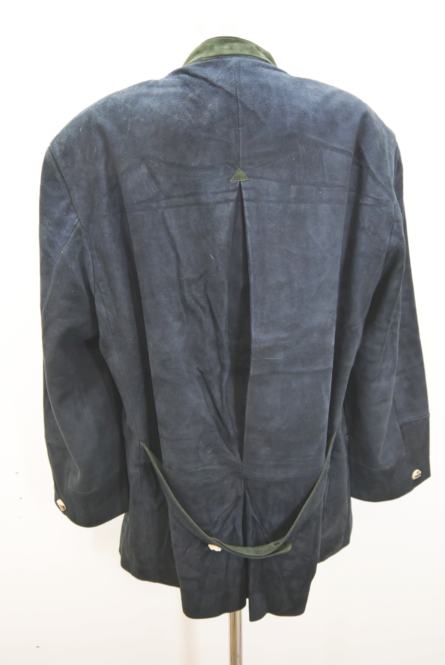 lederjanker-trachtenjacke-glattleder-hirschleder-ziegenvelour-leder-laessig-janker-wildleder-jacke-vintage-second-hand-gebrauchte-lederjacke-hele031-25