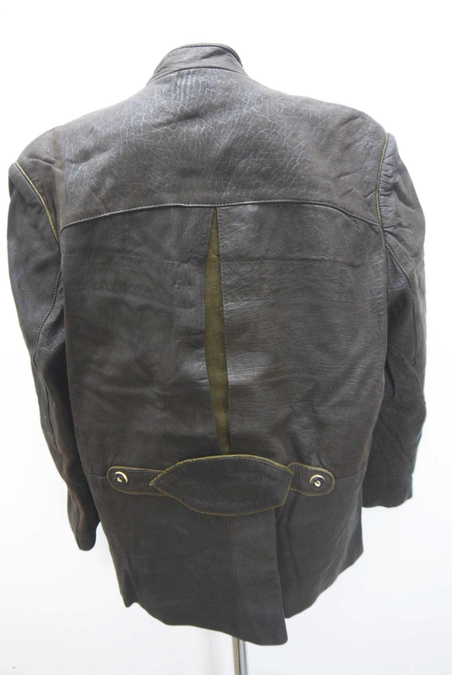 lederjanker-trachtenjacke-glattleder-hirschleder-ziegenvelour-leder-laessig-janker-wildleder-jacke-vintage-second-hand-gebrauchte-lederjacke-hele031-58