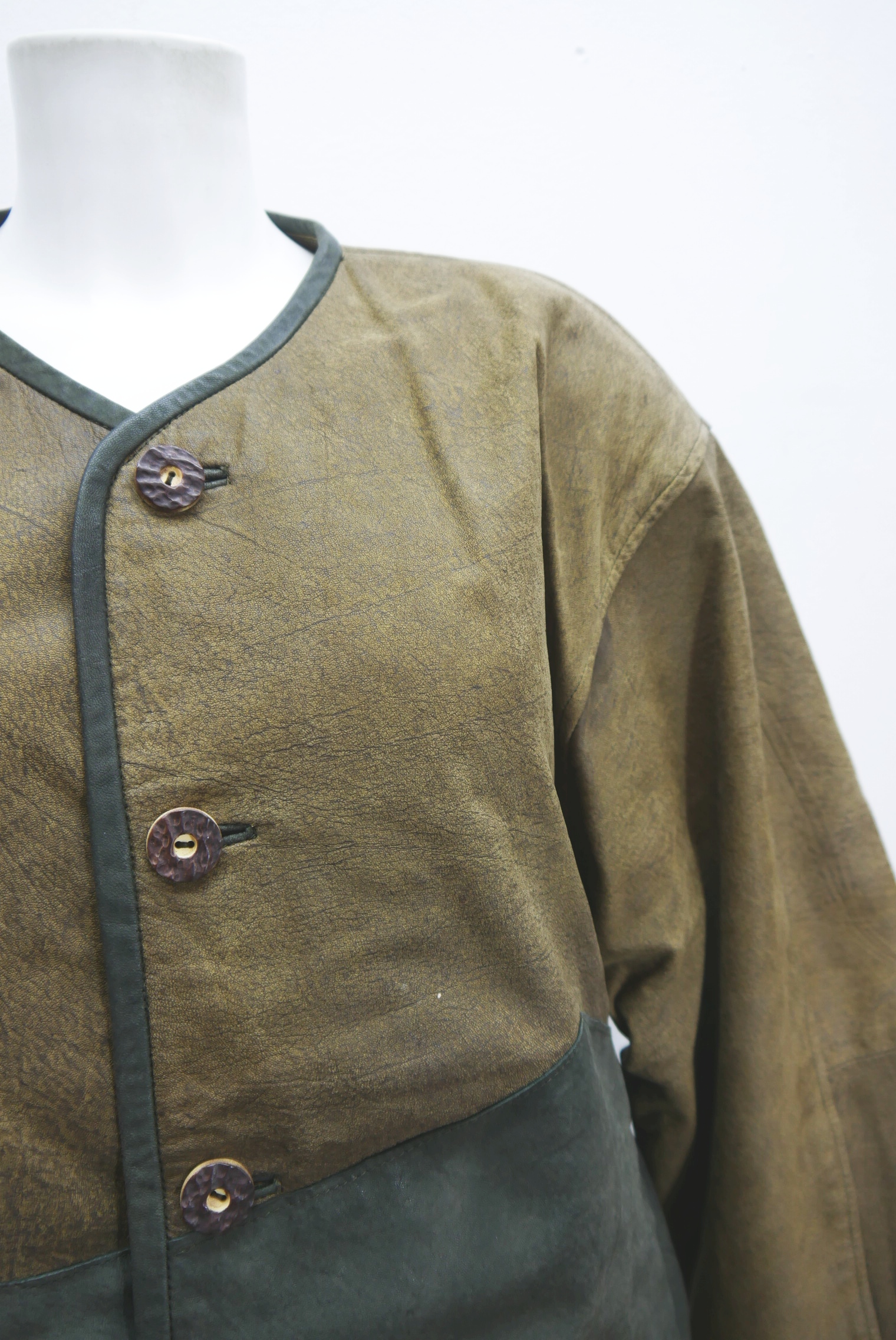 lederjanker-trachtenjacke-glattleder-hirschleder-ziegenvelour-leder-laessig-janker-wildleder-jacke-vintage-second-hand-gebrauchte-lederjacke-hele031-68